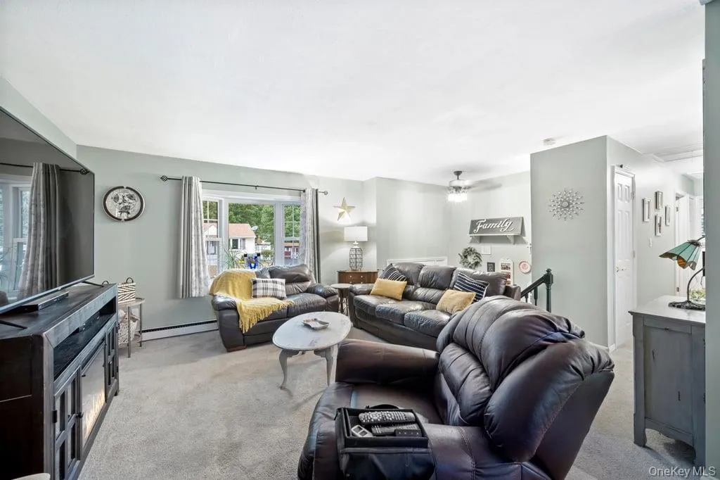 56 Riina Road, Mamakating, NY, 3 Bedrooms Bedrooms, 10 Rooms Rooms,1 BathroomBathrooms,Residential,For Rent,Riina,0,1040920 56 Riina Road, Mamakating, NY, 3 Bedrooms Bedrooms, 10 Rooms Rooms,1 BathroomBathrooms,Residential,For Rent,Riina,0,1040920