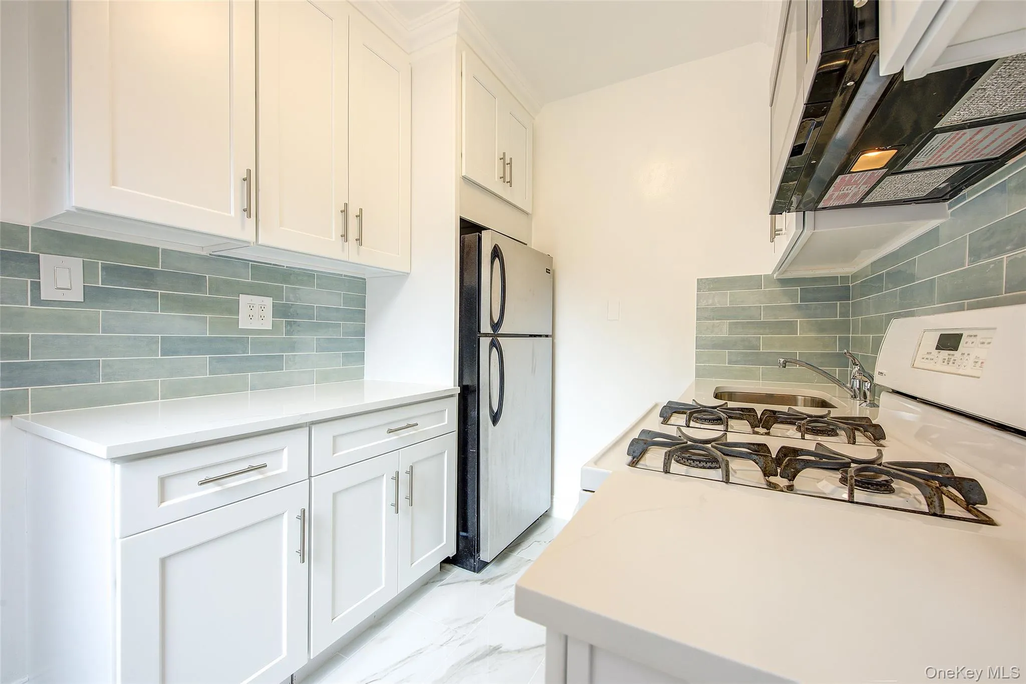76-36 113th Street, New York, NY, 2 Bedrooms Bedrooms, 5 Rooms Rooms,1 BathroomBathrooms,Residential,For Rent,113th,0,1040921 76-36 113th Street, New York, NY, 2 Bedrooms Bedrooms, 5 Rooms Rooms,1 BathroomBathrooms,Residential,For Rent,113th,0,1040921