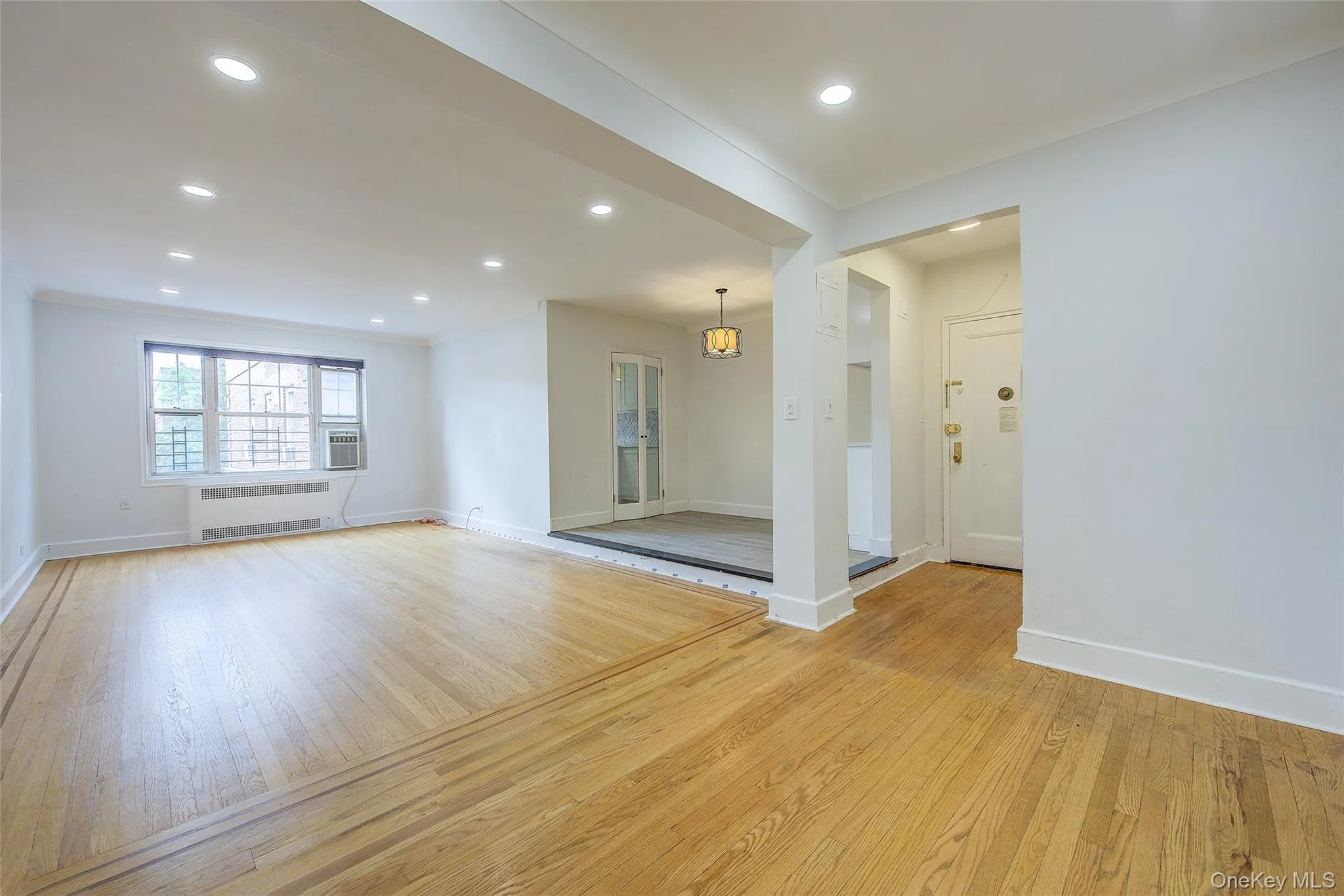 76-35 113th Street, New York, NY, 2 Bedrooms Bedrooms, 5 Rooms Rooms,2 BathroomsBathrooms,Residential,For Rent,113th,0,1040925 76-35 113th Street, New York, NY, 2 Bedrooms Bedrooms, 5 Rooms Rooms,2 BathroomsBathrooms,Residential,For Rent,113th,0,1040925