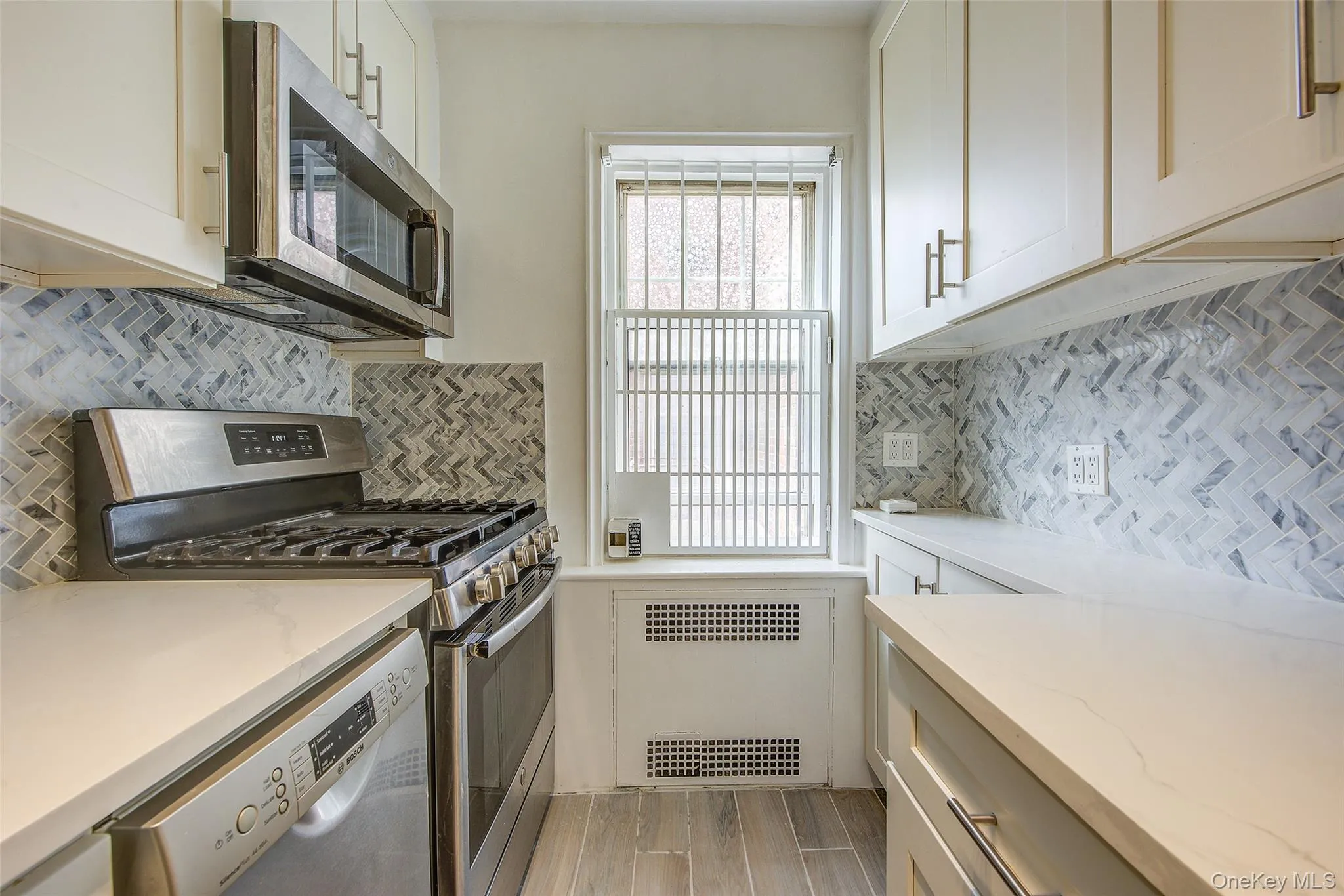 76-35 113th Street, New York, NY, 2 Bedrooms Bedrooms, 5 Rooms Rooms,2 BathroomsBathrooms,Residential,For Rent,113th,0,1040925 76-35 113th Street, New York, NY, 2 Bedrooms Bedrooms, 5 Rooms Rooms,2 BathroomsBathrooms,Residential,For Rent,113th,0,1040925