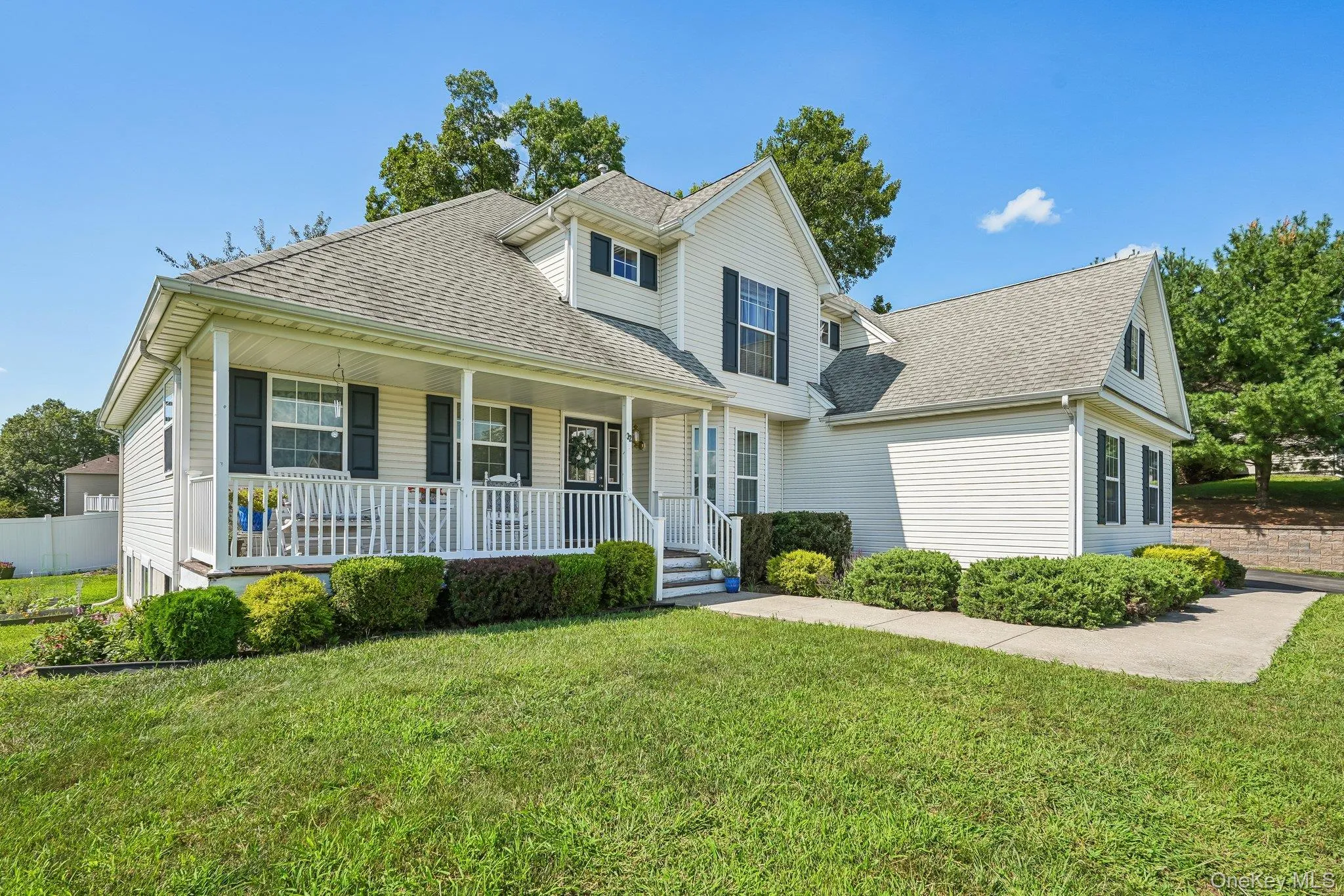 32 Maiden Lane, Goshen, NY, 4 Bedrooms Bedrooms, 7 Rooms Rooms,2 BathroomsBathrooms,Residential,For Rent,Maiden,0,1040928 32 Maiden Lane, Goshen, NY, 4 Bedrooms Bedrooms, 7 Rooms Rooms,2 BathroomsBathrooms,Residential,For Rent,Maiden,0,1040928