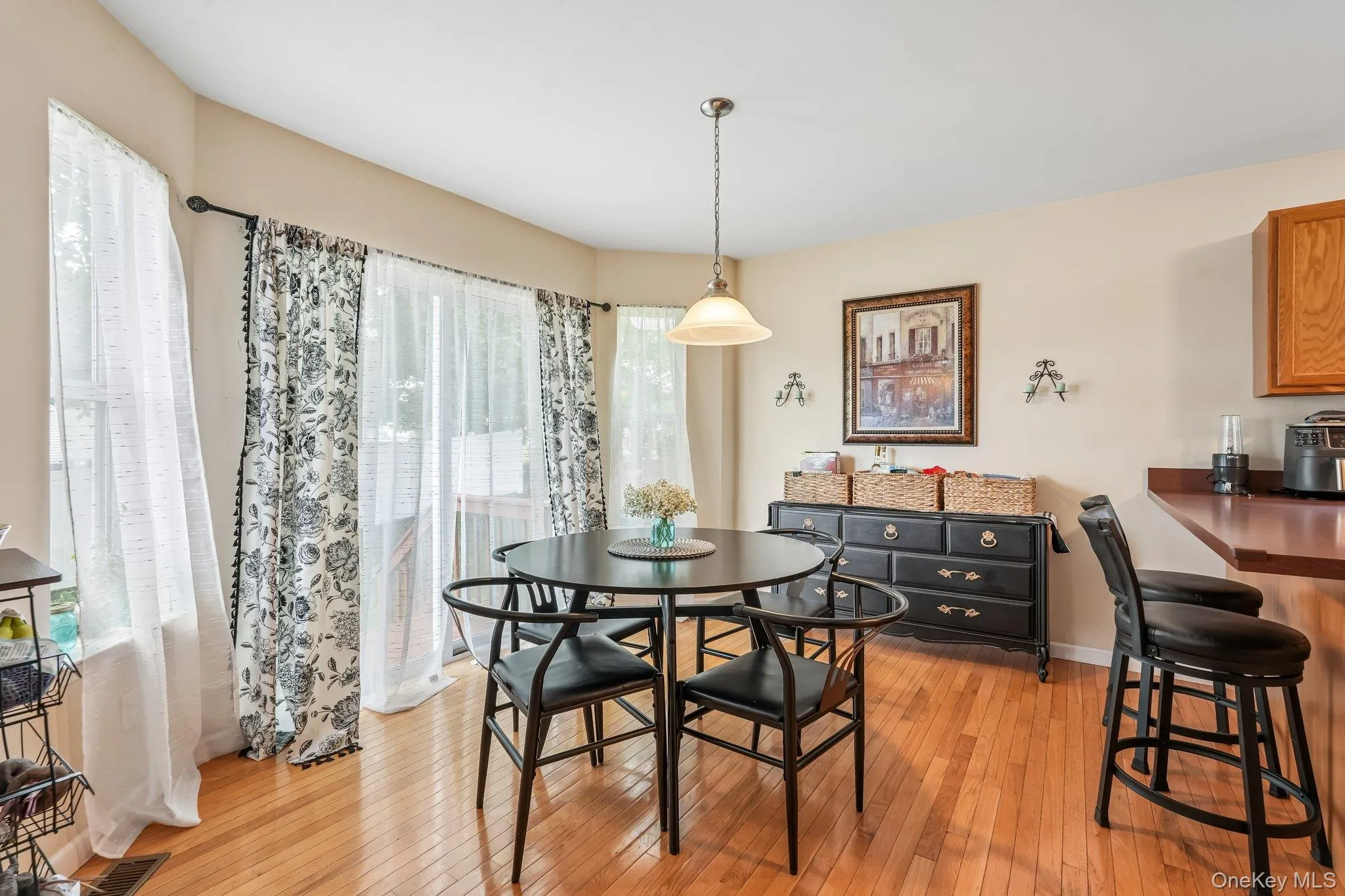 32 Maiden Lane, Goshen, NY, 4 Bedrooms Bedrooms, 7 Rooms Rooms,2 BathroomsBathrooms,Residential,For Rent,Maiden,0,1040928 32 Maiden Lane, Goshen, NY, 4 Bedrooms Bedrooms, 7 Rooms Rooms,2 BathroomsBathrooms,Residential,For Rent,Maiden,0,1040928