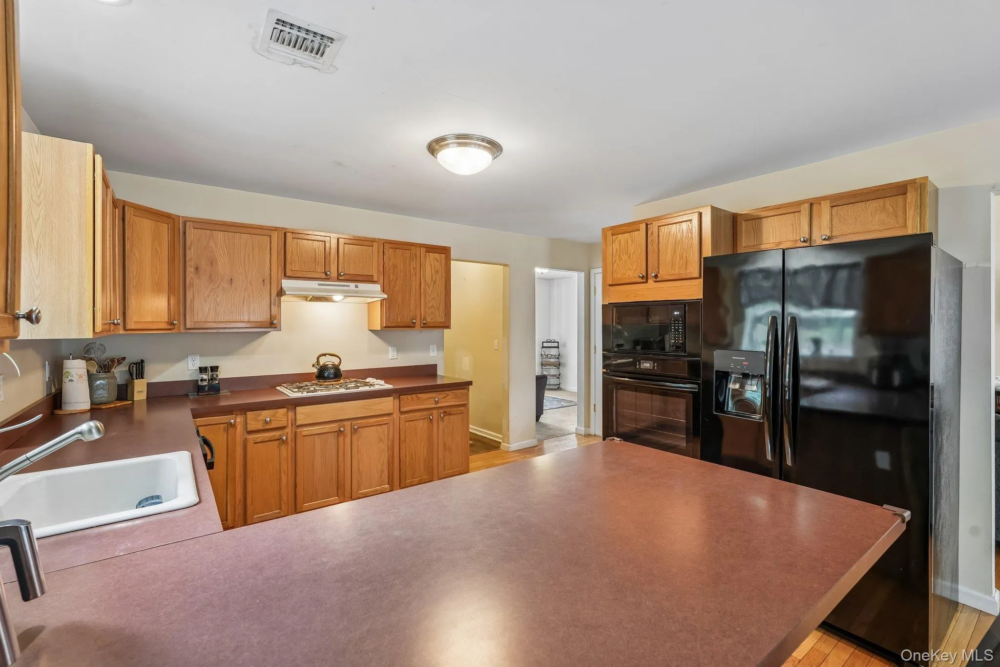 32 Maiden Lane, Goshen, NY, 4 Bedrooms Bedrooms, 7 Rooms Rooms,2 BathroomsBathrooms,Residential,For Rent,Maiden,0,1040928 32 Maiden Lane, Goshen, NY, 4 Bedrooms Bedrooms, 7 Rooms Rooms,2 BathroomsBathrooms,Residential,For Rent,Maiden,0,1040928