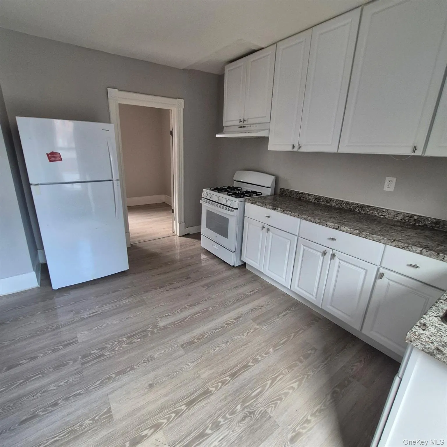 67A Greenkill Avenue, Kingston, NY, 2 Bedrooms Bedrooms, 5 Rooms Rooms,1 BathroomBathrooms,Residential Lease,For Rent,Greenkill,0,1040931 67A Greenkill Avenue, Kingston, NY, 2 Bedrooms Bedrooms, 5 Rooms Rooms,1 BathroomBathrooms,Residential Lease,For Rent,Greenkill,0,1040931