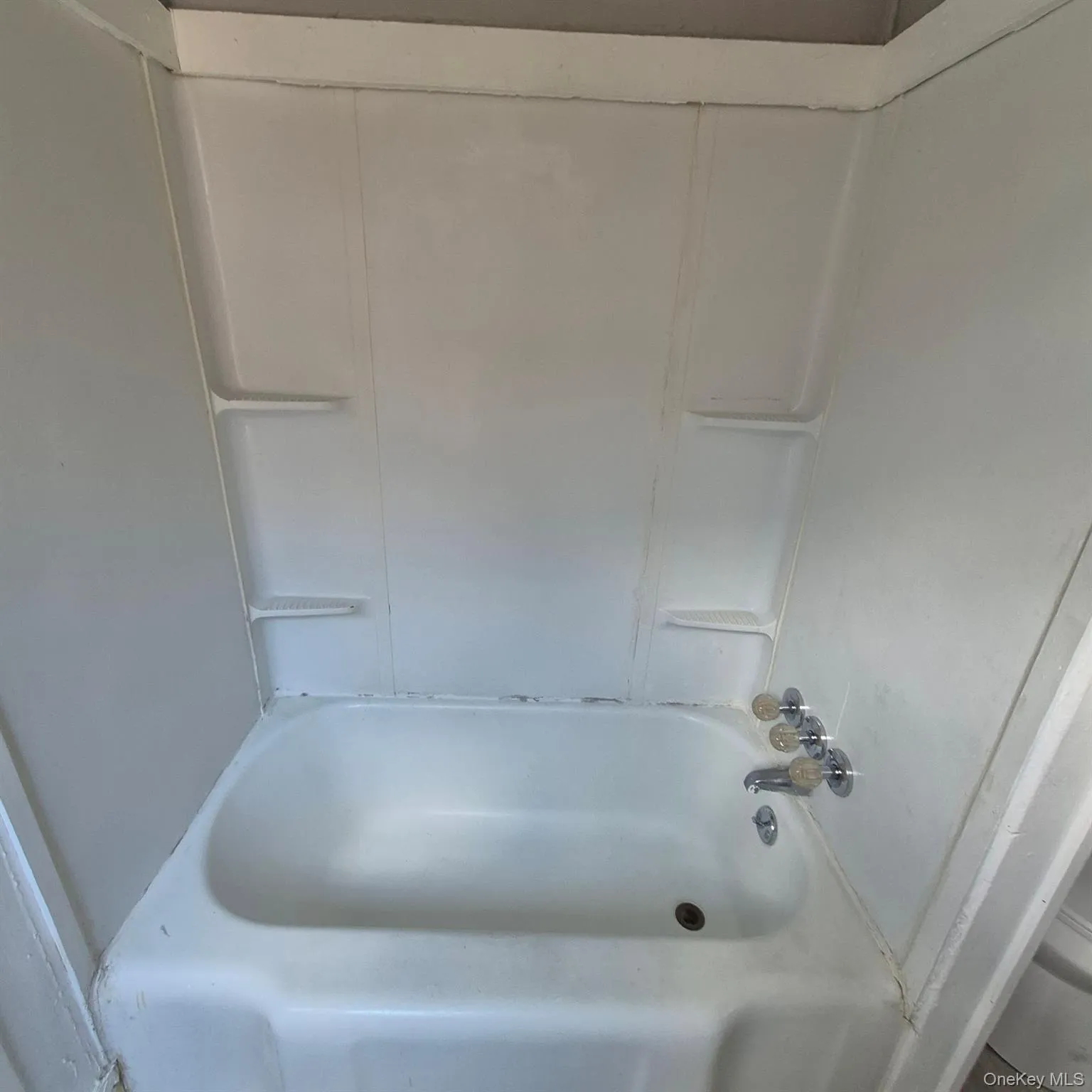 67A Greenkill Avenue, Kingston, NY, 2 Bedrooms Bedrooms, 5 Rooms Rooms,1 BathroomBathrooms,Residential Lease,For Rent,Greenkill,0,1040931 67A Greenkill Avenue, Kingston, NY, 2 Bedrooms Bedrooms, 5 Rooms Rooms,1 BathroomBathrooms,Residential Lease,For Rent,Greenkill,0,1040931