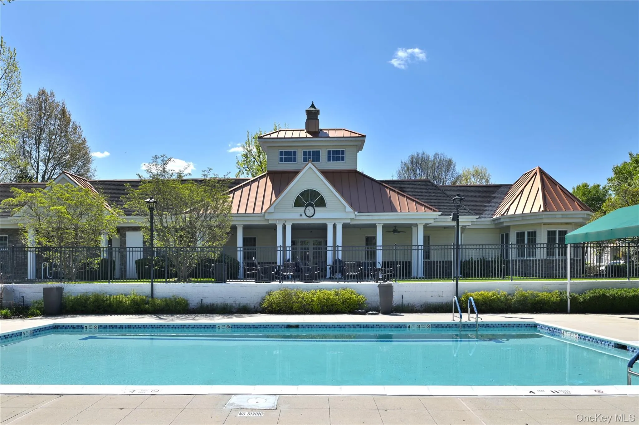 100 Harbor View Drive, North Hempstead, NY, 1 Bedroom Bedrooms, 4 Rooms Rooms,1 BathroomBathrooms,Residential,For Rent,Harbor View,0,1040936 100 Harbor View Drive, North Hempstead, NY, 1 Bedroom Bedrooms, 4 Rooms Rooms,1 BathroomBathrooms,Residential,For Rent,Harbor View,0,1040936