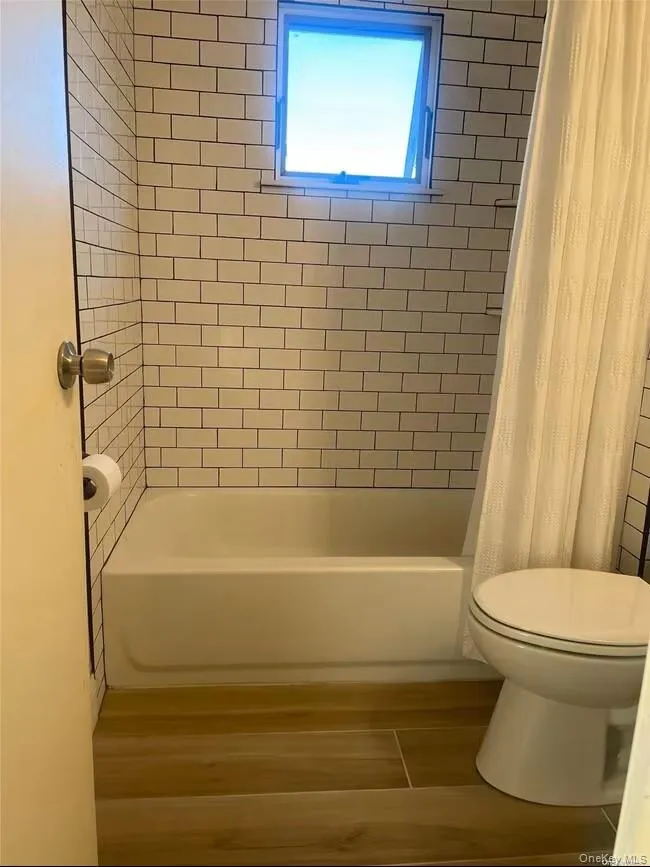 Second Floor Bathroom Second Floor Bathroom