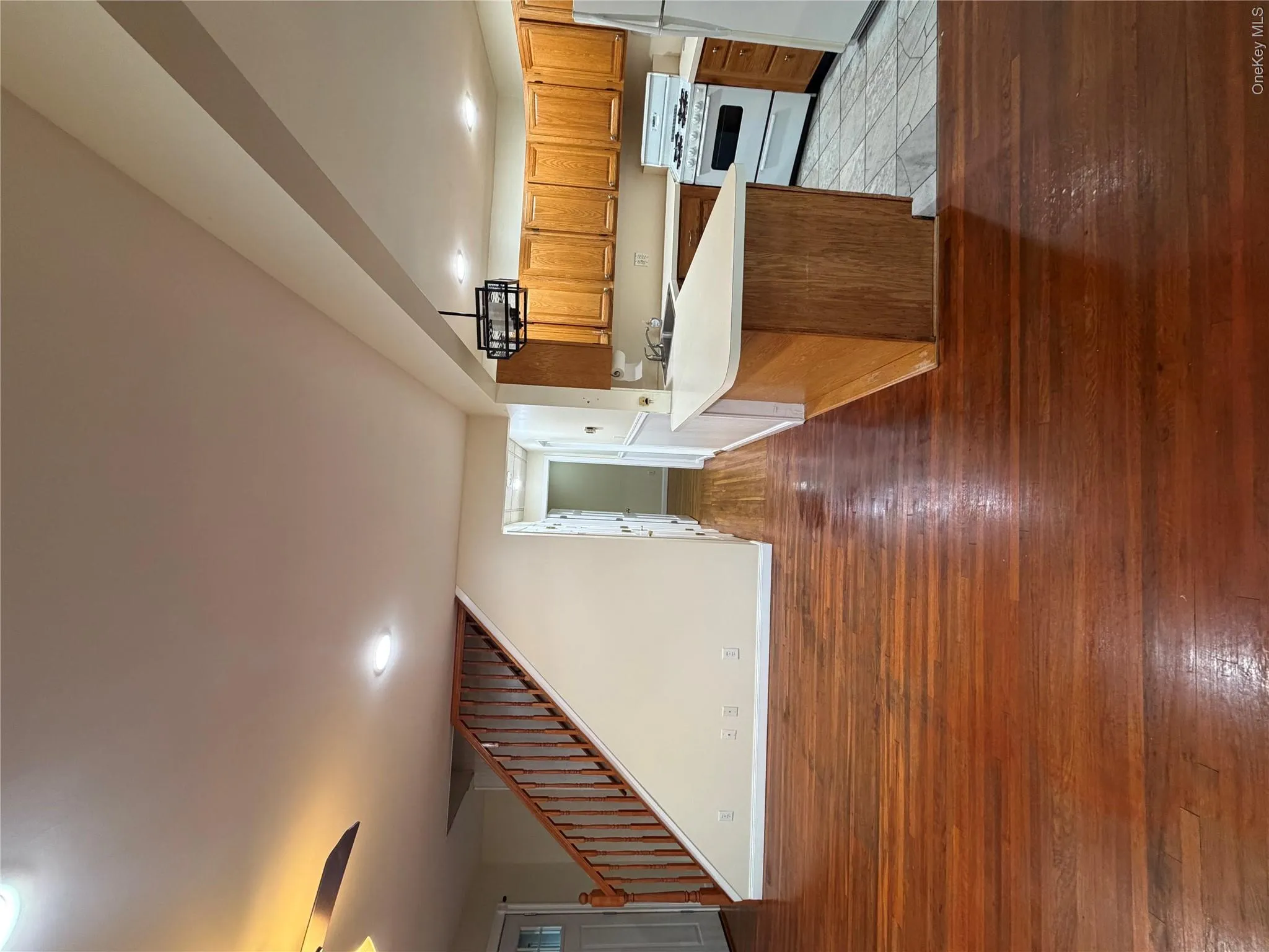 11 Ida Avenue, Oyster Bay, NY, 4 Bedroom Bedrooms, 8 Room Rooms,2 BathroomBathrooms,Residential Lease,For Rent,Ida,0,1040938 11 Ida Avenue, Oyster Bay, NY, 4 Bedroom Bedrooms, 8 Room Rooms,2 BathroomBathrooms,Residential Lease,For Rent,Ida,0,1040938