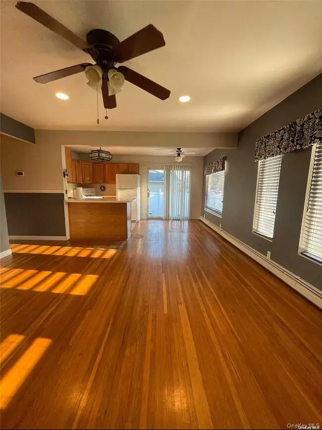 11 Ida Avenue, Oyster Bay, NY, 5 Bedrooms Bedrooms, 8 Rooms Rooms,3 BathroomsBathrooms,Residential Lease,For Rent,Ida,0,1040938 11 Ida Avenue, Oyster Bay, NY, 5 Bedrooms Bedrooms, 8 Rooms Rooms,3 BathroomsBathrooms,Residential Lease,For Rent,Ida,0,1040938