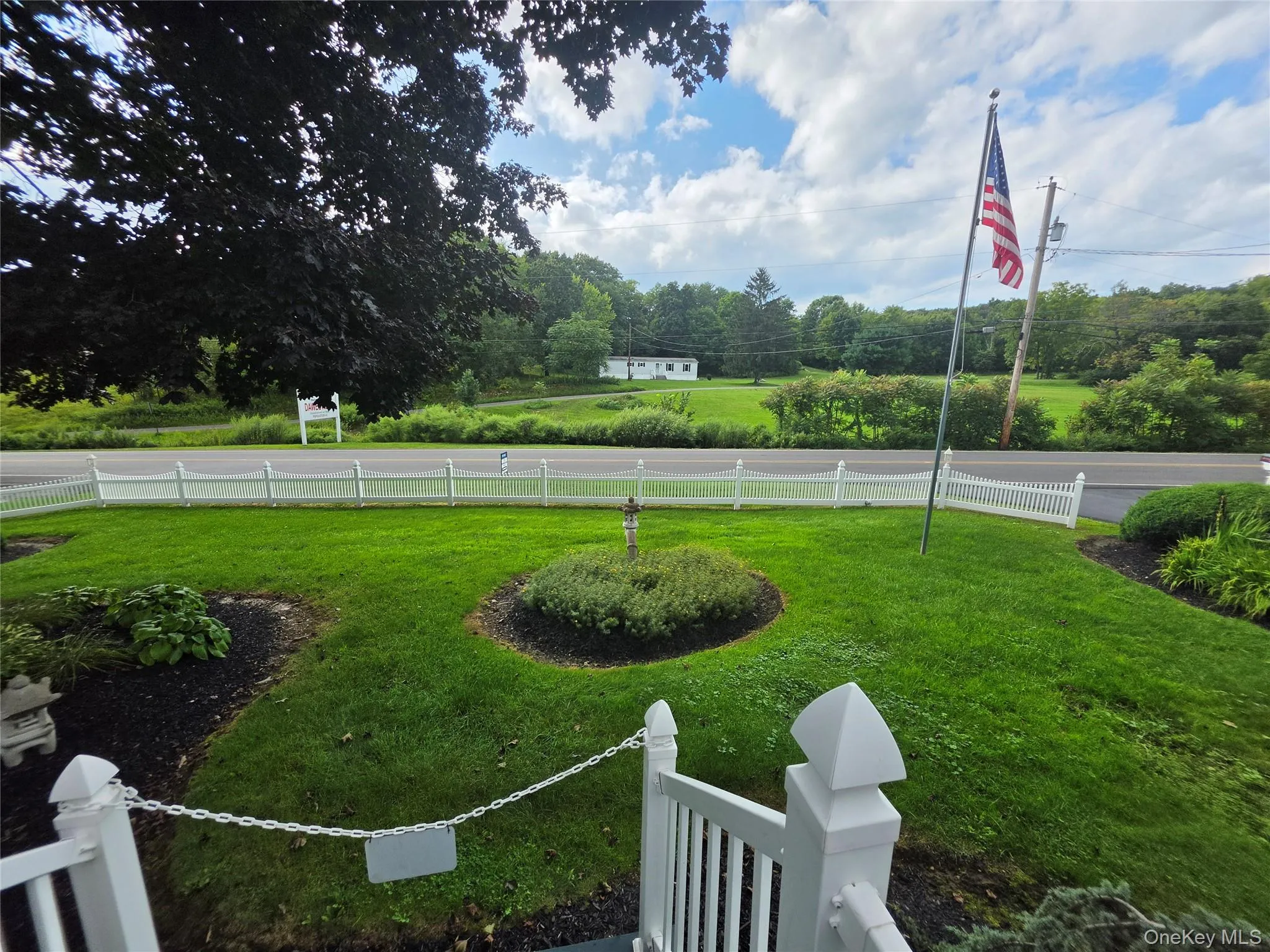 499 East Road, Plattekill, NY, 2 Bedrooms Bedrooms, 6 Rooms Rooms,1 BathroomBathrooms,Residential Lease,For Rent,East,0,1040939 499 East Road, Plattekill, NY, 2 Bedrooms Bedrooms, 6 Rooms Rooms,1 BathroomBathrooms,Residential Lease,For Rent,East,0,1040939