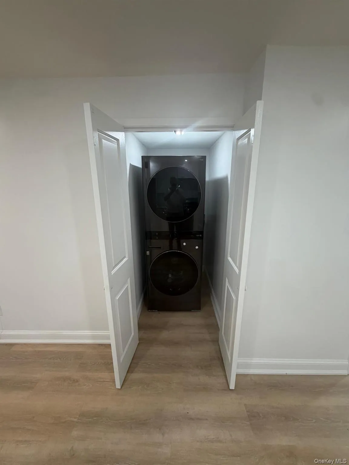 66 Buena Vista Avenue, Yonkers, NY, 1 Bedroom Bedrooms, 3 Rooms Rooms,1 BathroomBathrooms,Residential Lease,For Rent,Buena Vista,0,1040941 66 Buena Vista Avenue, Yonkers, NY, 1 Bedroom Bedrooms, 3 Rooms Rooms,1 BathroomBathrooms,Residential Lease,For Rent,Buena Vista,0,1040941