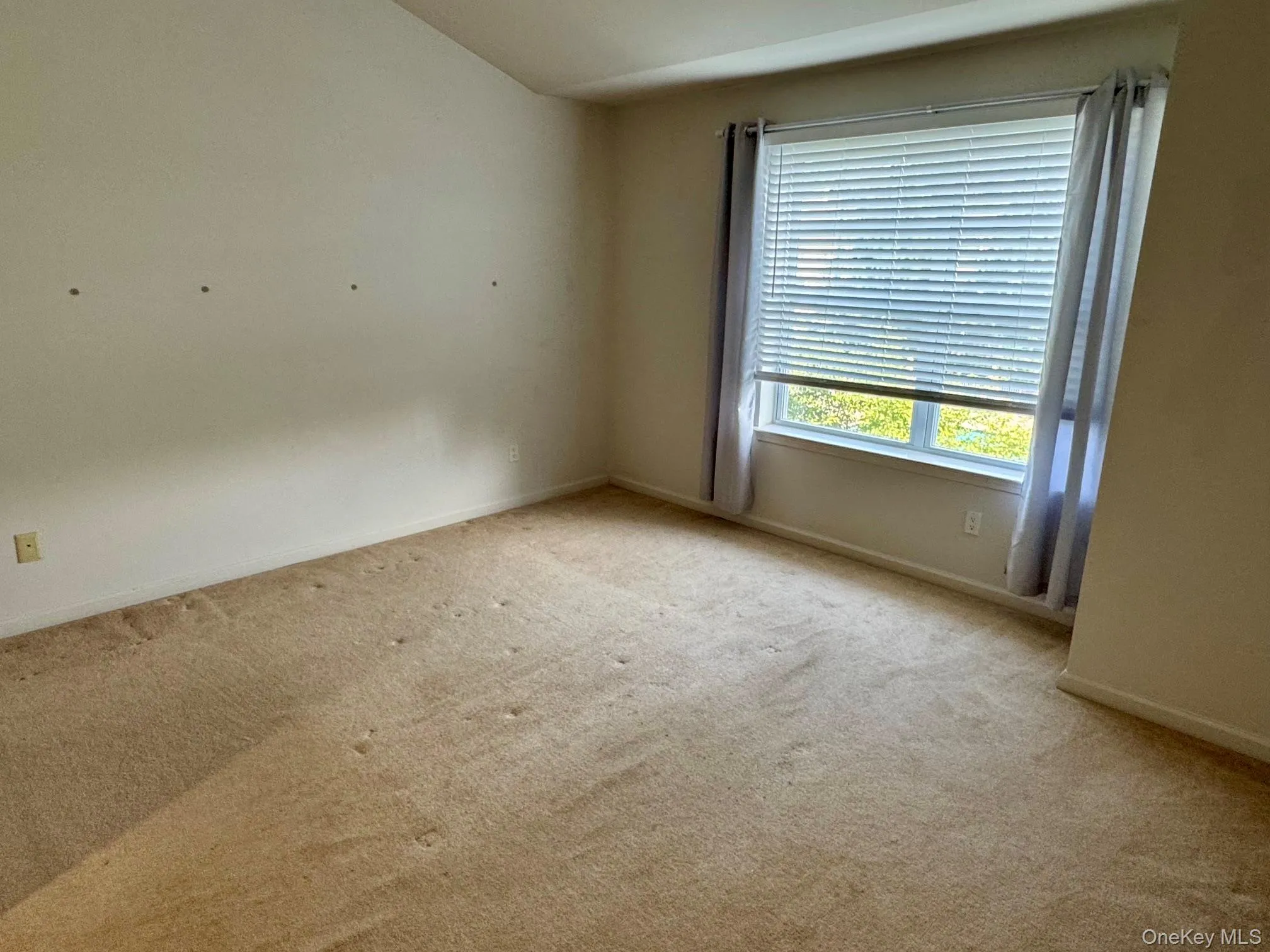 19 Putters Way, Wallkill, NY, 2 Bedrooms Bedrooms, 5 Rooms Rooms,2 BathroomsBathrooms,Residential Lease,For Rent,Putters,0,1040942 19 Putters Way, Wallkill, NY, 2 Bedrooms Bedrooms, 5 Rooms Rooms,2 BathroomsBathrooms,Residential Lease,For Rent,Putters,0,1040942