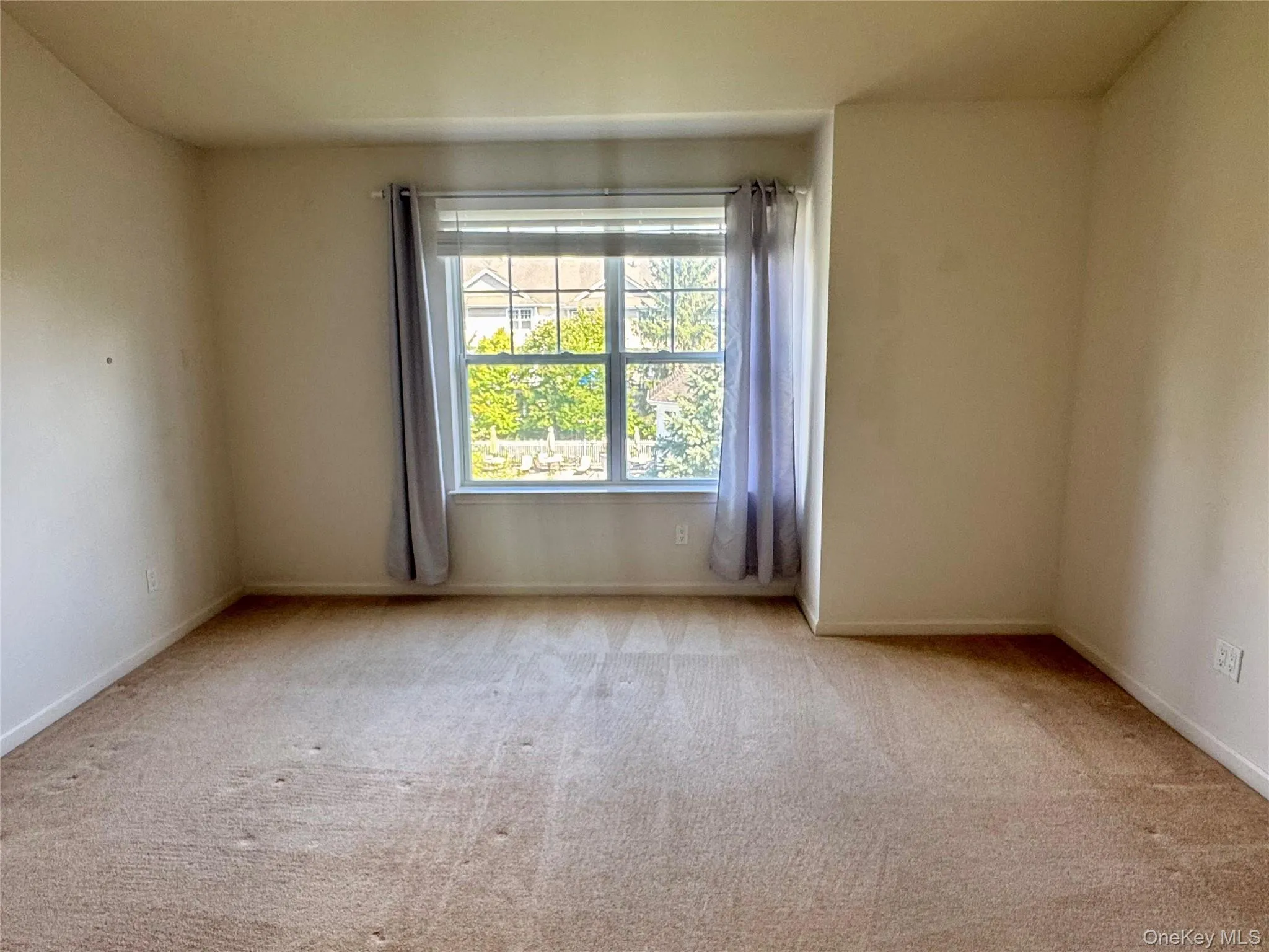 19 Putters Way, Wallkill, NY, 2 Bedrooms Bedrooms, 5 Rooms Rooms,2 BathroomsBathrooms,Residential Lease,For Rent,Putters,0,1040942 19 Putters Way, Wallkill, NY, 2 Bedrooms Bedrooms, 5 Rooms Rooms,2 BathroomsBathrooms,Residential Lease,For Rent,Putters,0,1040942