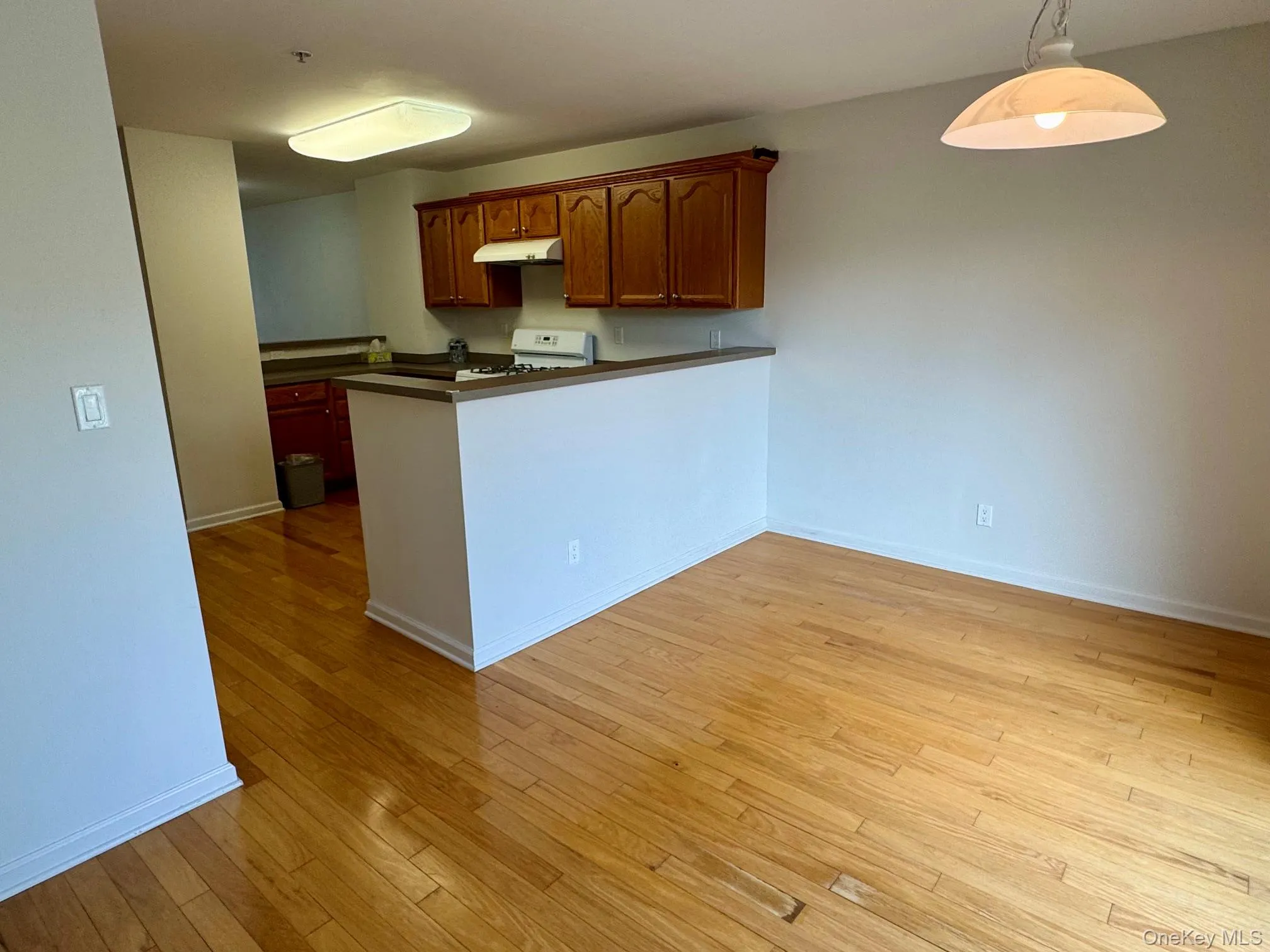 19 Putters Way, Wallkill, NY, 2 Bedrooms Bedrooms, 5 Rooms Rooms,2 BathroomsBathrooms,Residential Lease,For Rent,Putters,0,1040942 19 Putters Way, Wallkill, NY, 2 Bedrooms Bedrooms, 5 Rooms Rooms,2 BathroomsBathrooms,Residential Lease,For Rent,Putters,0,1040942