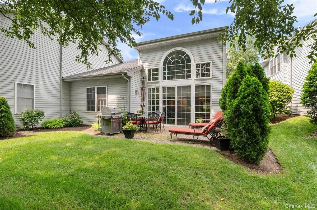 559 Bardini Drive, Huntington, NY, 3 Bedrooms Bedrooms, 8 Rooms Rooms,2 BathroomsBathrooms,Residential,For Rent,Bardini,0,1040943 559 Bardini Drive, Huntington, NY, 3 Bedrooms Bedrooms, 8 Rooms Rooms,2 BathroomsBathrooms,Residential,For Rent,Bardini,0,1040943