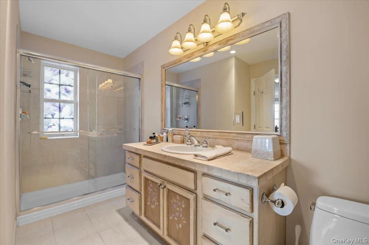 559 Bardini Drive, Huntington, NY, 3 Bedrooms Bedrooms, 8 Rooms Rooms,2 BathroomsBathrooms,Residential,For Rent,Bardini,0,1040943 559 Bardini Drive, Huntington, NY, 3 Bedrooms Bedrooms, 8 Rooms Rooms,2 BathroomsBathrooms,Residential,For Rent,Bardini,0,1040943