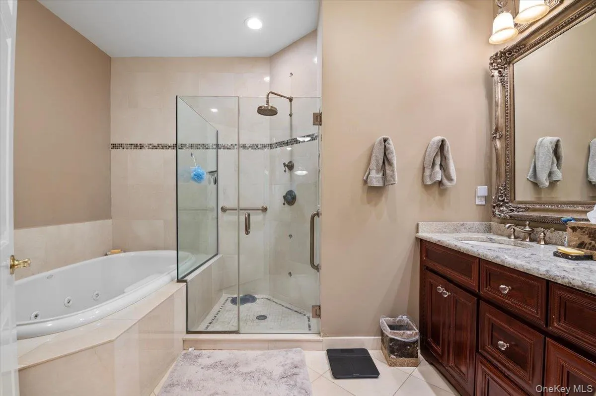 559 Bardini Drive, Huntington, NY, 3 Bedrooms Bedrooms, 8 Rooms Rooms,2 BathroomsBathrooms,Residential,For Rent,Bardini,0,1040943 559 Bardini Drive, Huntington, NY, 3 Bedrooms Bedrooms, 8 Rooms Rooms,2 BathroomsBathrooms,Residential,For Rent,Bardini,0,1040943
