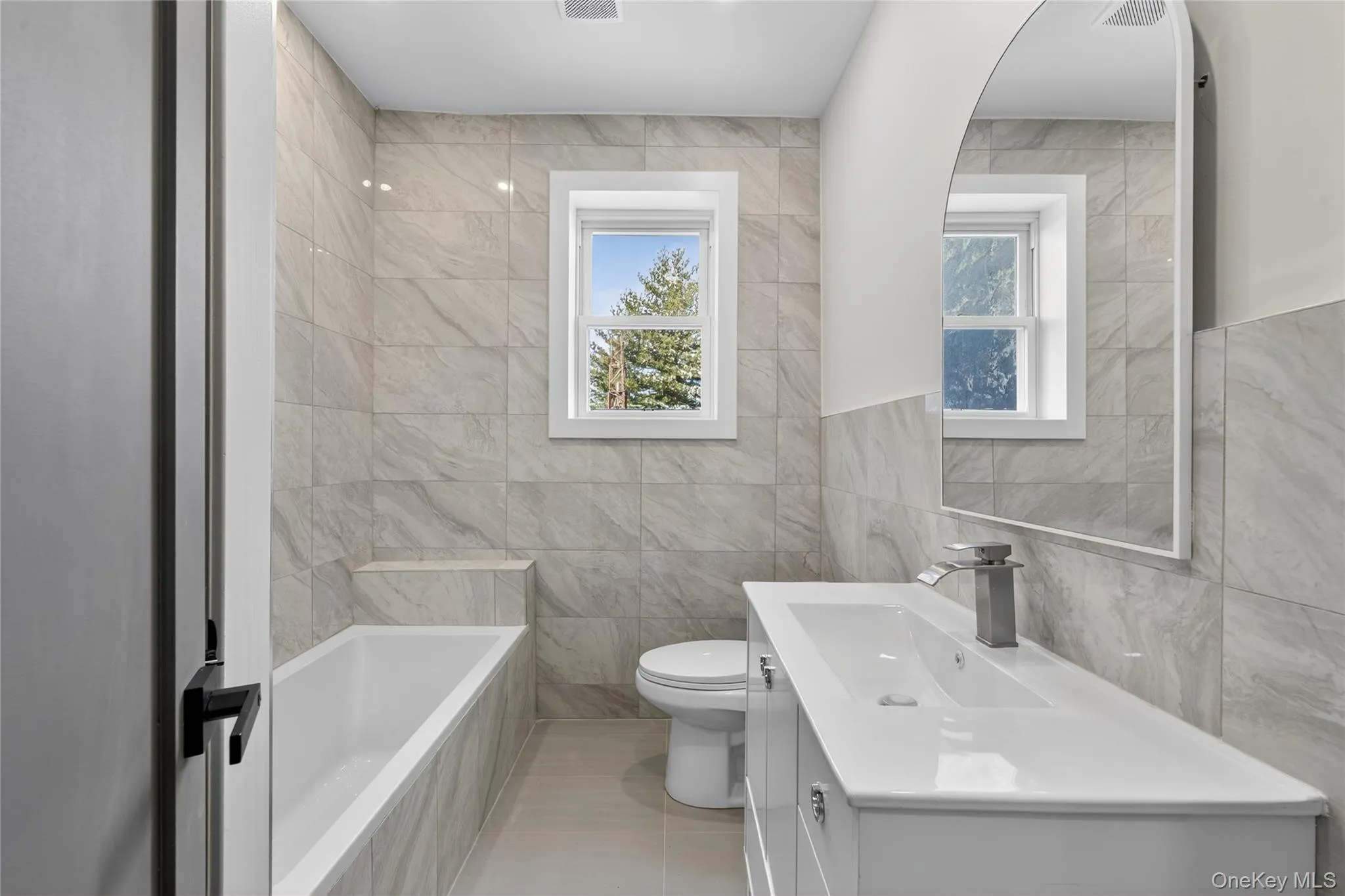10817 35th Avenue, New York, NY, 4 Bedrooms Bedrooms, 11 Rooms Rooms,3 BathroomsBathrooms,Residential,For Rent,35th,0,1040944 10817 35th Avenue, New York, NY, 4 Bedrooms Bedrooms, 11 Rooms Rooms,3 BathroomsBathrooms,Residential,For Rent,35th,0,1040944