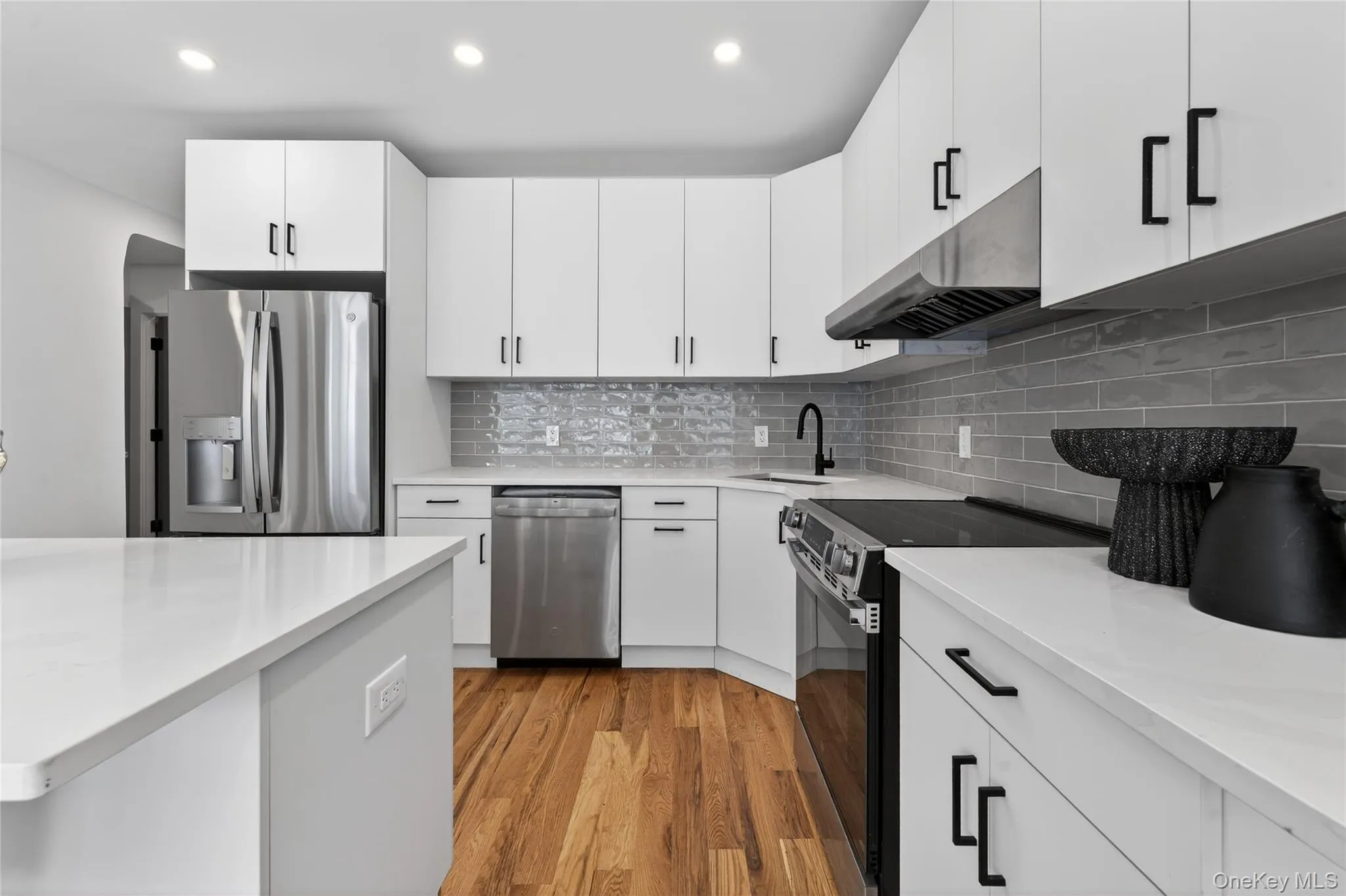 10817 35th Avenue, New York, NY, 4 Bedrooms Bedrooms, 11 Rooms Rooms,3 BathroomsBathrooms,Residential,For Rent,35th,0,1040944 10817 35th Avenue, New York, NY, 4 Bedrooms Bedrooms, 11 Rooms Rooms,3 BathroomsBathrooms,Residential,For Rent,35th,0,1040944