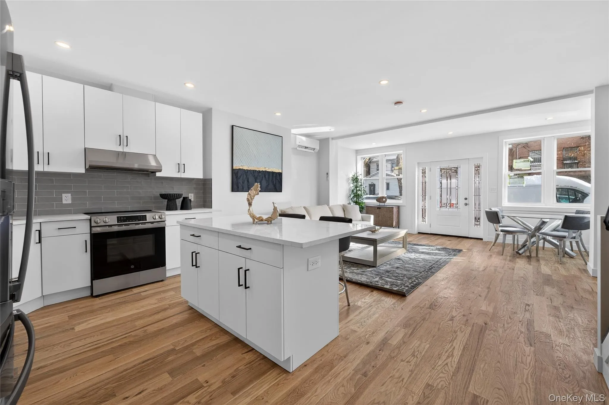 10817 35th Avenue, New York, NY, 4 Bedrooms Bedrooms, 11 Rooms Rooms,3 BathroomsBathrooms,Residential,For Rent,35th,0,1040944 10817 35th Avenue, New York, NY, 4 Bedrooms Bedrooms, 11 Rooms Rooms,3 BathroomsBathrooms,Residential,For Rent,35th,0,1040944