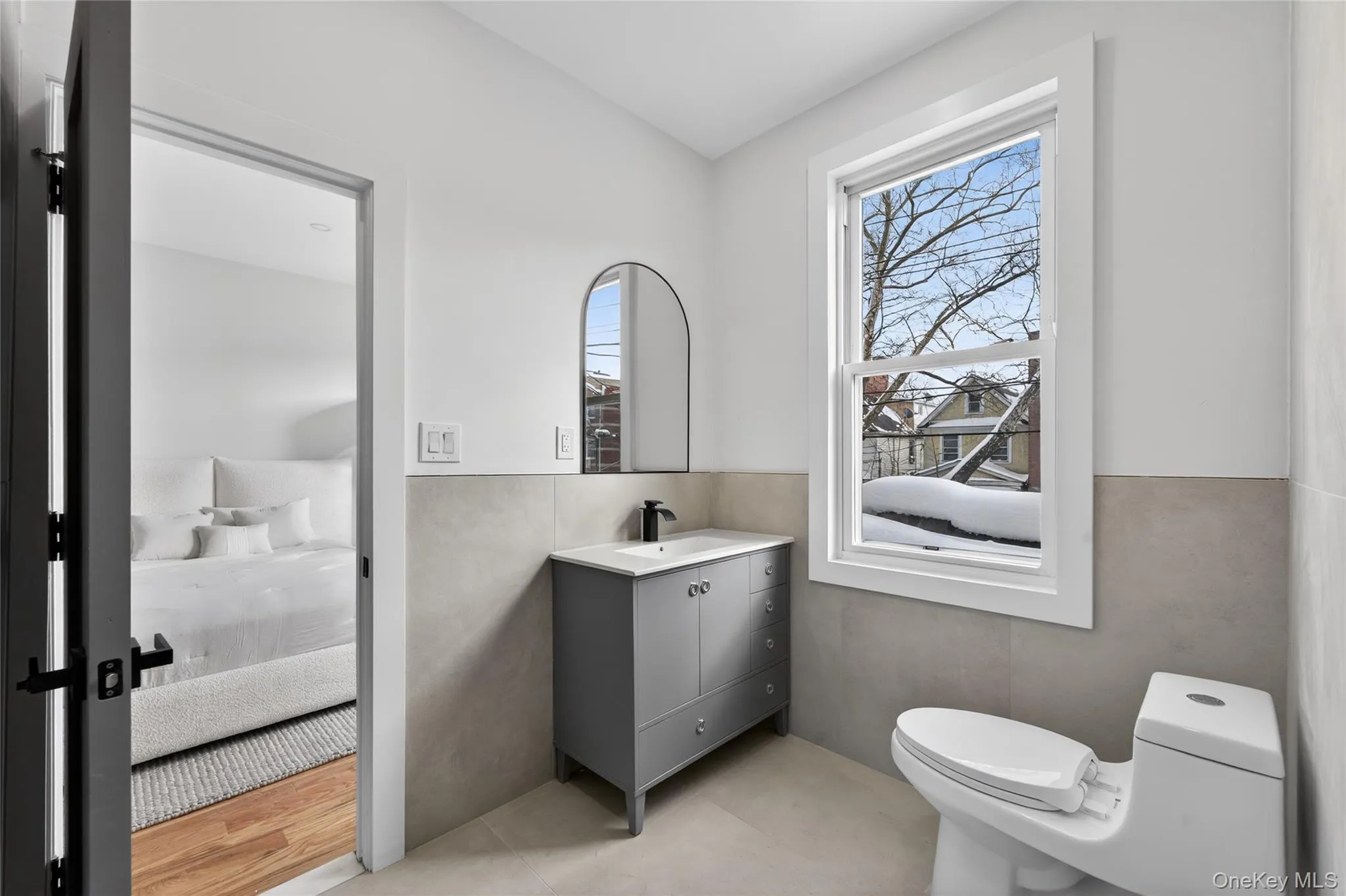 10817 35th Avenue, New York, NY, 4 Bedrooms Bedrooms, 11 Rooms Rooms,3 BathroomsBathrooms,Residential,For Rent,35th,0,1040944 10817 35th Avenue, New York, NY, 4 Bedrooms Bedrooms, 11 Rooms Rooms,3 BathroomsBathrooms,Residential,For Rent,35th,0,1040944