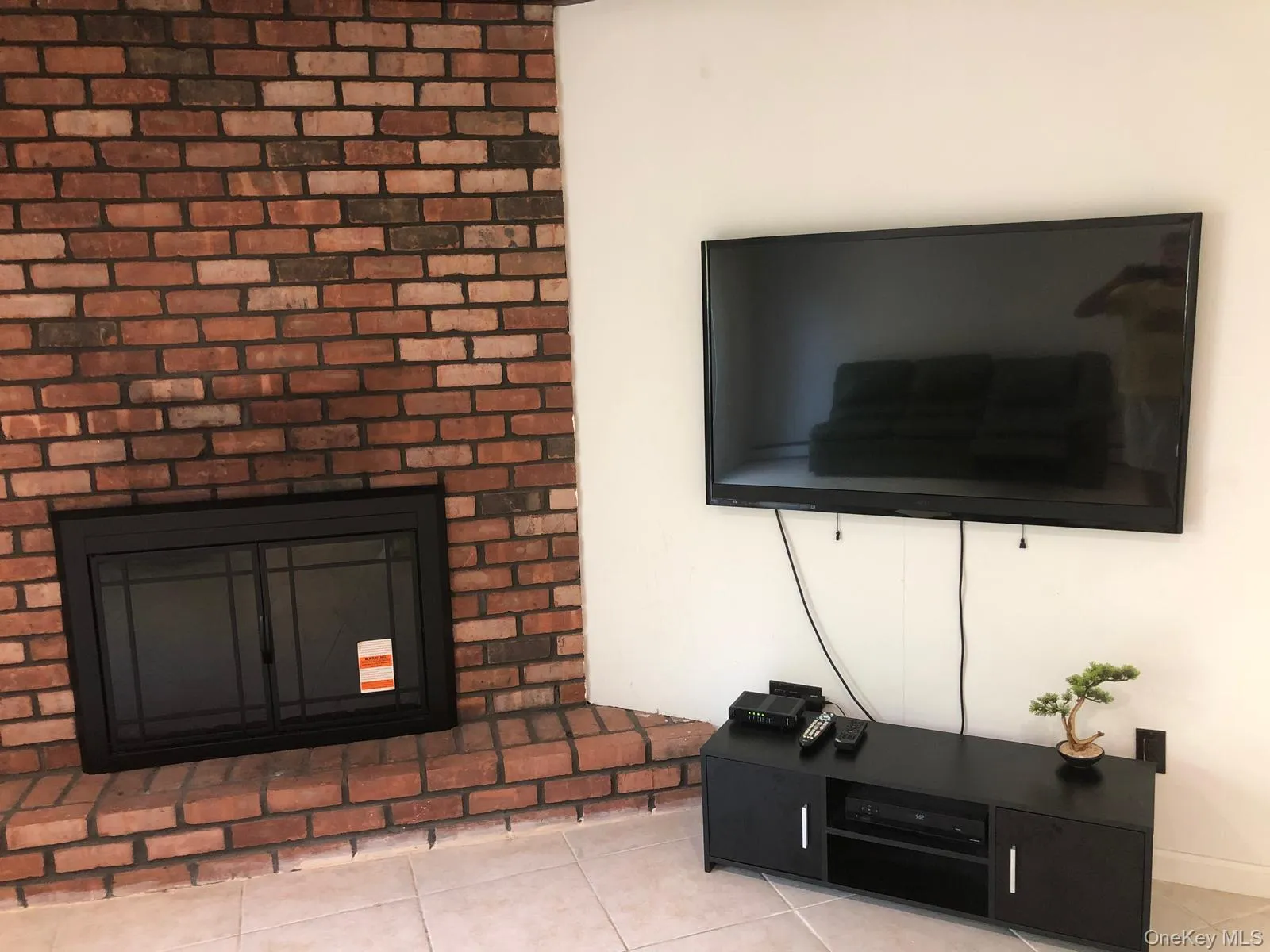 8 Stonehenge Lane, Huntington, NY, 1 Bedroom Bedrooms, 3 Rooms Rooms,1 BathroomBathrooms,Residential Lease,For Rent,Stonehenge,0,1040949 8 Stonehenge Lane, Huntington, NY, 1 Bedroom Bedrooms, 3 Rooms Rooms,1 BathroomBathrooms,Residential Lease,For Rent,Stonehenge,0,1040949