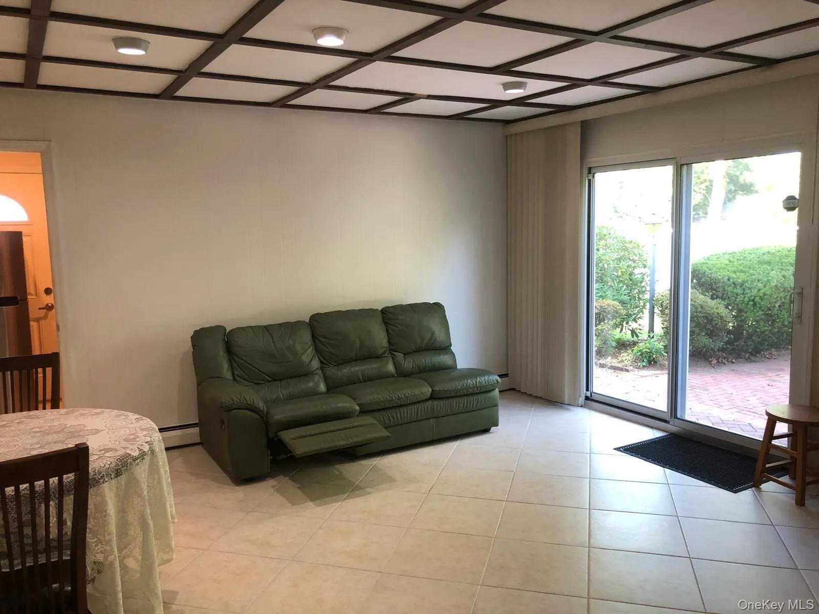 8 Stonehenge Lane, Huntington, NY, 1 Bedroom Bedrooms, 3 Rooms Rooms,1 BathroomBathrooms,Residential Lease,For Rent,Stonehenge,0,1040949 8 Stonehenge Lane, Huntington, NY, 1 Bedroom Bedrooms, 3 Rooms Rooms,1 BathroomBathrooms,Residential Lease,For Rent,Stonehenge,0,1040949