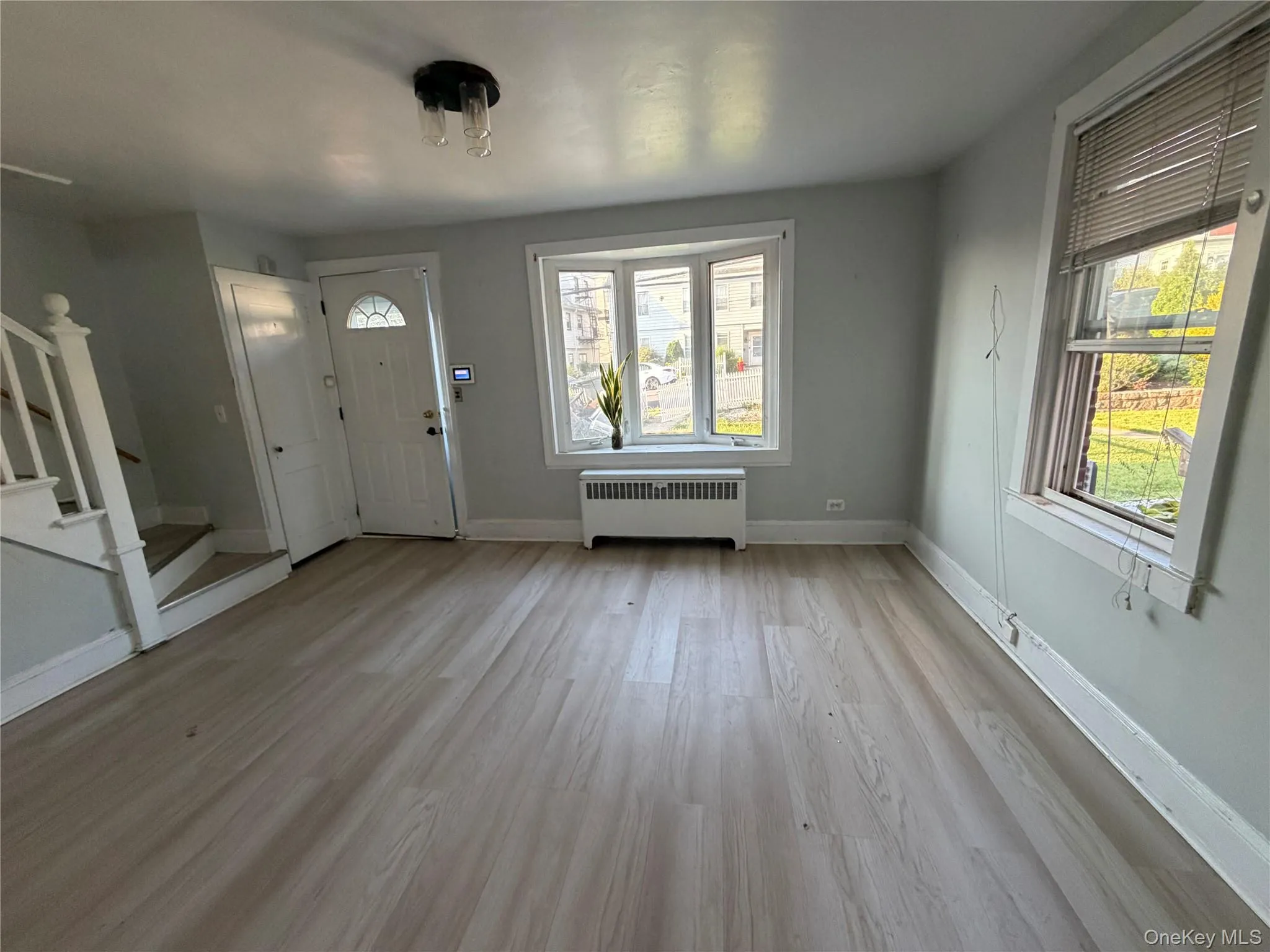 228 Roberts Avenue, Yonkers, NY, 2 Bedrooms Bedrooms, 5 Rooms Rooms,1 BathroomBathrooms,Residential Lease,For Rent,Roberts,0,1040950 228 Roberts Avenue, Yonkers, NY, 2 Bedrooms Bedrooms, 5 Rooms Rooms,1 BathroomBathrooms,Residential Lease,For Rent,Roberts,0,1040950