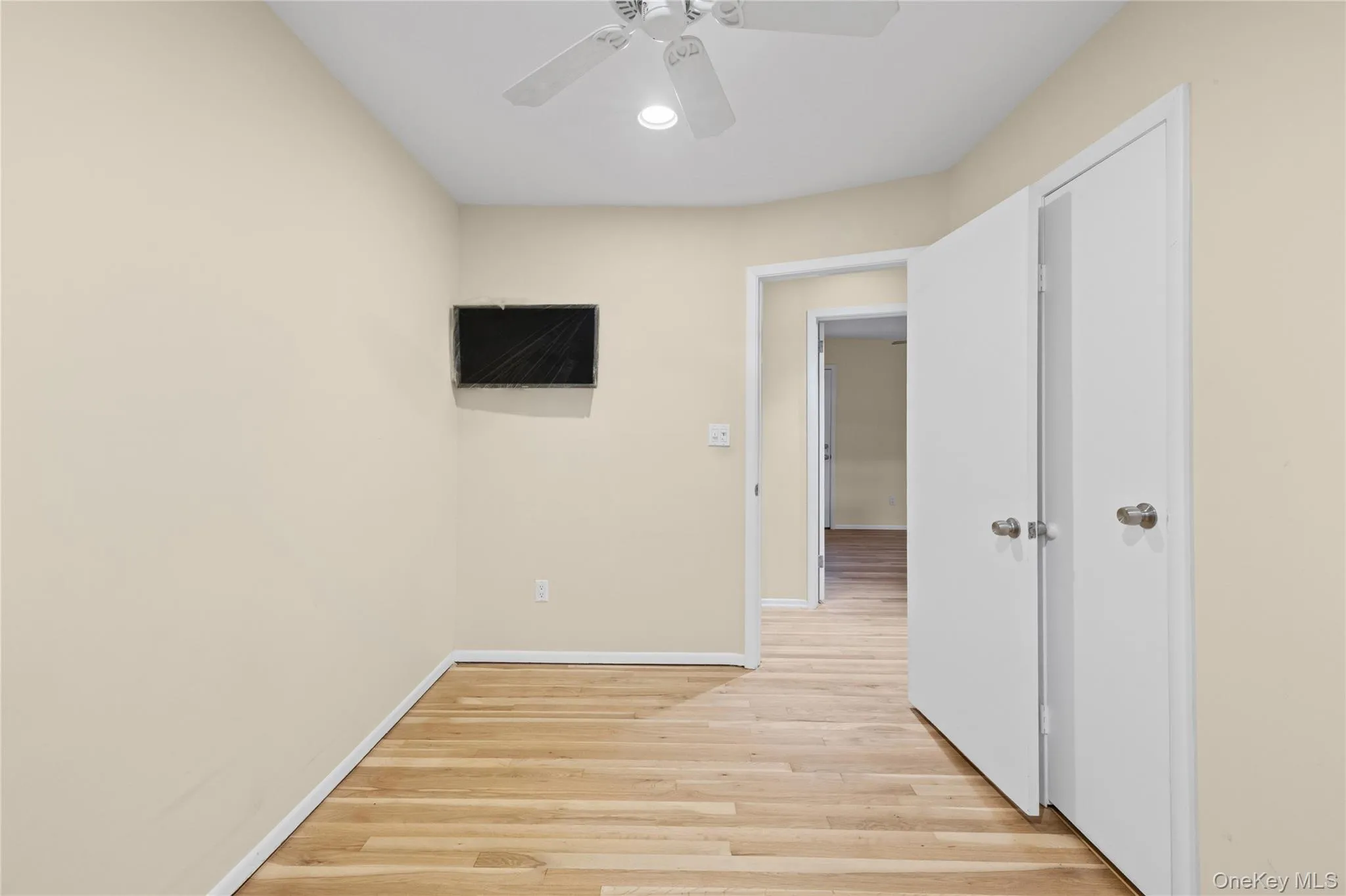 2470 Horace Court, Hempstead, NY, 4 Bedrooms Bedrooms, 6 Rooms Rooms,2 BathroomsBathrooms,Residential,For Rent,Horace,0,1040951 2470 Horace Court, Hempstead, NY, 4 Bedrooms Bedrooms, 6 Rooms Rooms,2 BathroomsBathrooms,Residential,For Rent,Horace,0,1040951
