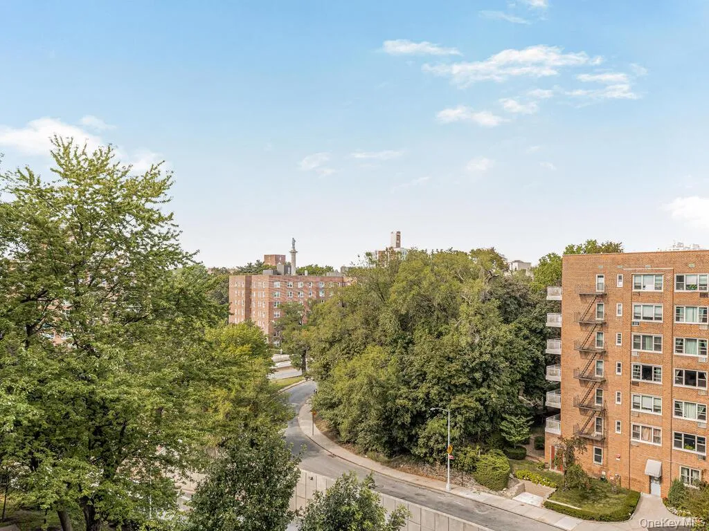 80 Knolls Crescent, New York, NY, 2 Bedrooms Bedrooms, 5 Rooms Rooms,1 BathroomBathrooms,Residential,For Rent,Knolls,0,1040953 80 Knolls Crescent, New York, NY, 2 Bedrooms Bedrooms, 5 Rooms Rooms,1 BathroomBathrooms,Residential,For Rent,Knolls,0,1040953