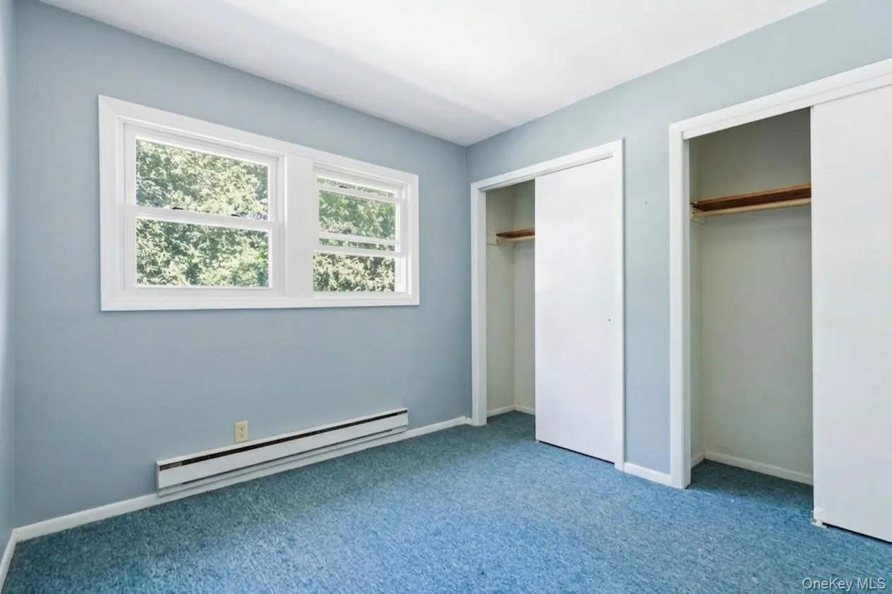 153 Huntington Crossway, Southampton, New York 11932