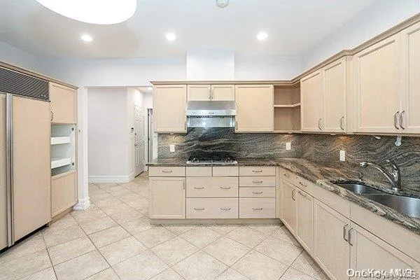 4a Nassau Drive, North Hempstead, NY, 5 Bedrooms Bedrooms, 10 Rooms Rooms,4 BathroomsBathrooms,Residential,For Rent,Nassau,0,1040957 4a Nassau Drive, North Hempstead, NY, 5 Bedrooms Bedrooms, 10 Rooms Rooms,4 BathroomsBathrooms,Residential,For Rent,Nassau,0,1040957