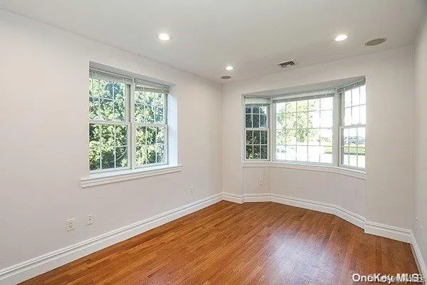 4a Nassau Drive, North Hempstead, NY, 5 Bedrooms Bedrooms, 10 Rooms Rooms,4 BathroomsBathrooms,Residential,For Rent,Nassau,0,1040957 4a Nassau Drive, North Hempstead, NY, 5 Bedrooms Bedrooms, 10 Rooms Rooms,4 BathroomsBathrooms,Residential,For Rent,Nassau,0,1040957