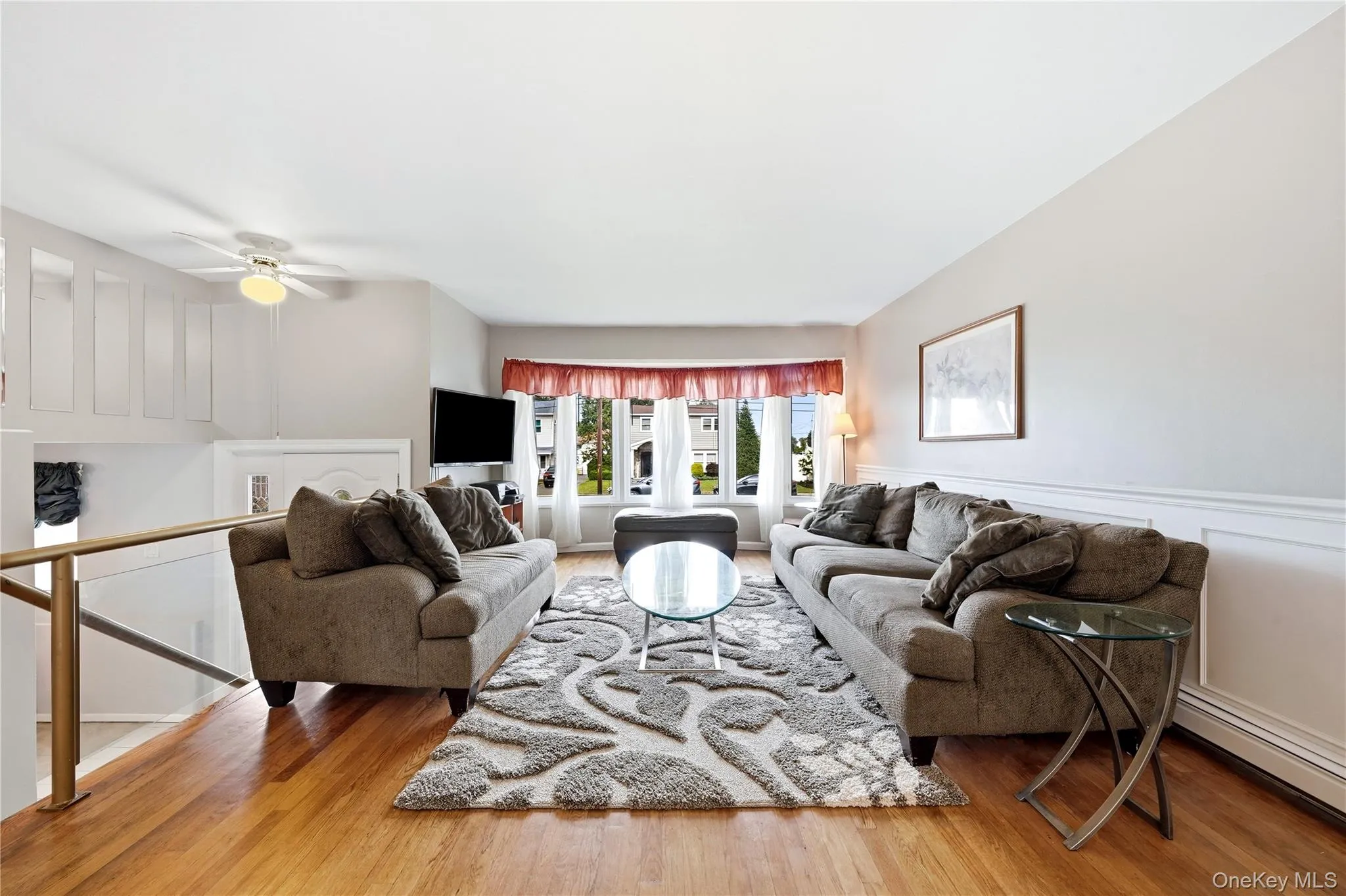 245 Seaford Avenue, Oyster Bay, NY, 3 Bedrooms Bedrooms, 8 Rooms Rooms,2 BathroomsBathrooms,Residential,For Rent,Seaford,0,1040960 245 Seaford Avenue, Oyster Bay, NY, 3 Bedrooms Bedrooms, 8 Rooms Rooms,2 BathroomsBathrooms,Residential,For Rent,Seaford,0,1040960