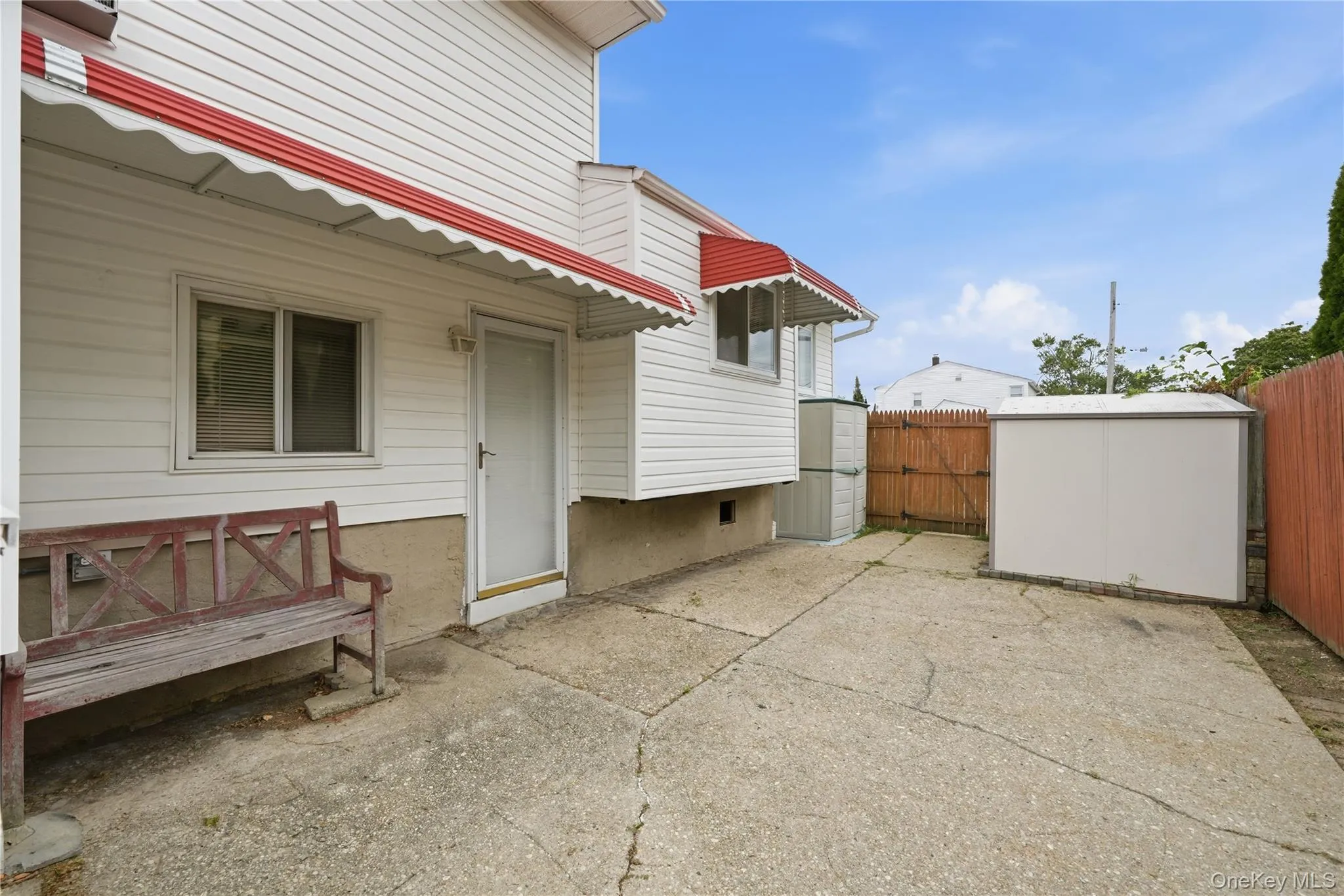 245 Seaford Avenue, Oyster Bay, NY, 3 Bedrooms Bedrooms, 8 Rooms Rooms,2 BathroomsBathrooms,Residential,For Rent,Seaford,0,1040960 245 Seaford Avenue, Oyster Bay, NY, 3 Bedrooms Bedrooms, 8 Rooms Rooms,2 BathroomsBathrooms,Residential,For Rent,Seaford,0,1040960