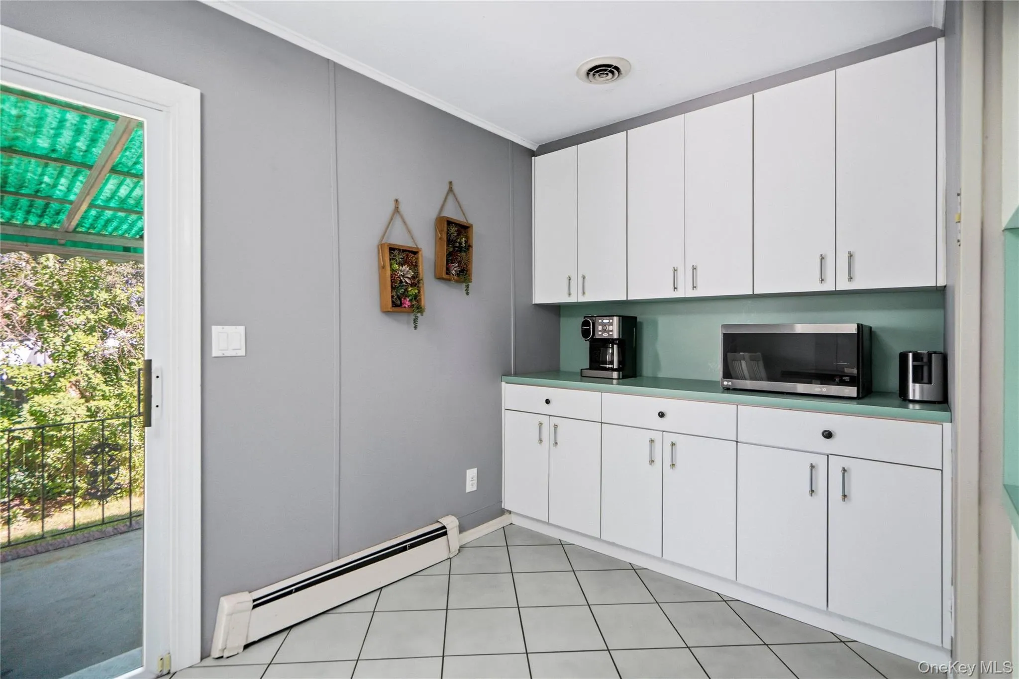 15 Parkwood Drive, Brookhaven, NY, 4 Bedrooms Bedrooms, 7 Rooms Rooms,2 BathroomsBathrooms,Residential,For Rent,Parkwood,0,1040965 15 Parkwood Drive, Brookhaven, NY, 4 Bedrooms Bedrooms, 7 Rooms Rooms,2 BathroomsBathrooms,Residential,For Rent,Parkwood,0,1040965