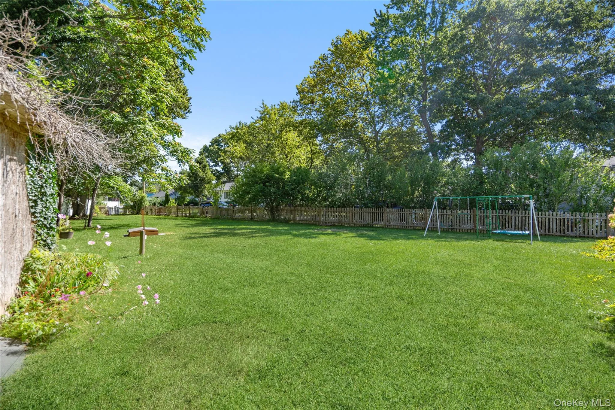 15 Parkwood Drive, Brookhaven, NY, 4 Bedrooms Bedrooms, 7 Rooms Rooms,2 BathroomsBathrooms,Residential,For Rent,Parkwood,0,1040965 15 Parkwood Drive, Brookhaven, NY, 4 Bedrooms Bedrooms, 7 Rooms Rooms,2 BathroomsBathrooms,Residential,For Rent,Parkwood,0,1040965