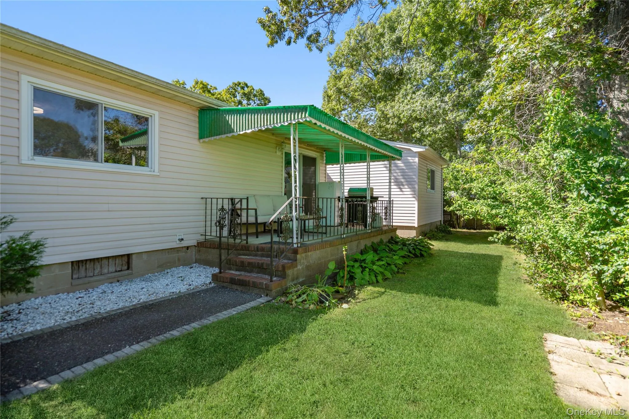 15 Parkwood Drive, Brookhaven, NY, 4 Bedrooms Bedrooms, 7 Rooms Rooms,2 BathroomsBathrooms,Residential,For Rent,Parkwood,0,1040965 15 Parkwood Drive, Brookhaven, NY, 4 Bedrooms Bedrooms, 7 Rooms Rooms,2 BathroomsBathrooms,Residential,For Rent,Parkwood,0,1040965