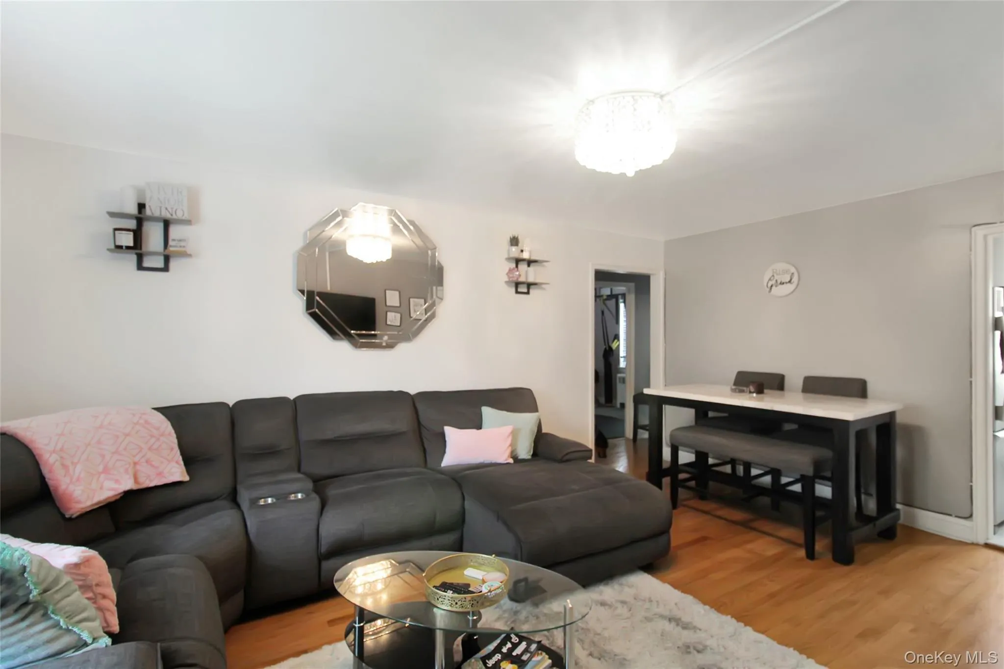 540 Tuckahoe Road, Yonkers, NY, 2 Bedrooms Bedrooms, 5 Rooms Rooms,1 BathroomBathrooms,Residential Lease,For Rent,Tuckahoe,0,1040966 540 Tuckahoe Road, Yonkers, NY, 2 Bedrooms Bedrooms, 5 Rooms Rooms,1 BathroomBathrooms,Residential Lease,For Rent,Tuckahoe,0,1040966