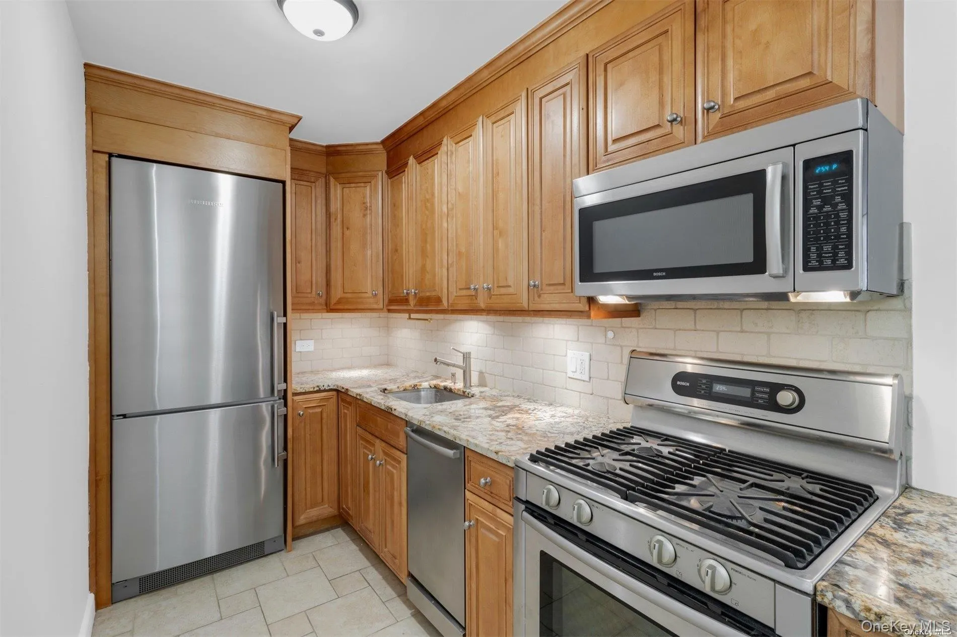 345 93rd Street, New York, NY, 1 Bedroom Bedrooms, 4 Rooms Rooms,1 BathroomBathrooms,Residential,For Rent,93rd,0,1040971 345 93rd Street, New York, NY, 1 Bedroom Bedrooms, 4 Rooms Rooms,1 BathroomBathrooms,Residential,For Rent,93rd,0,1040971