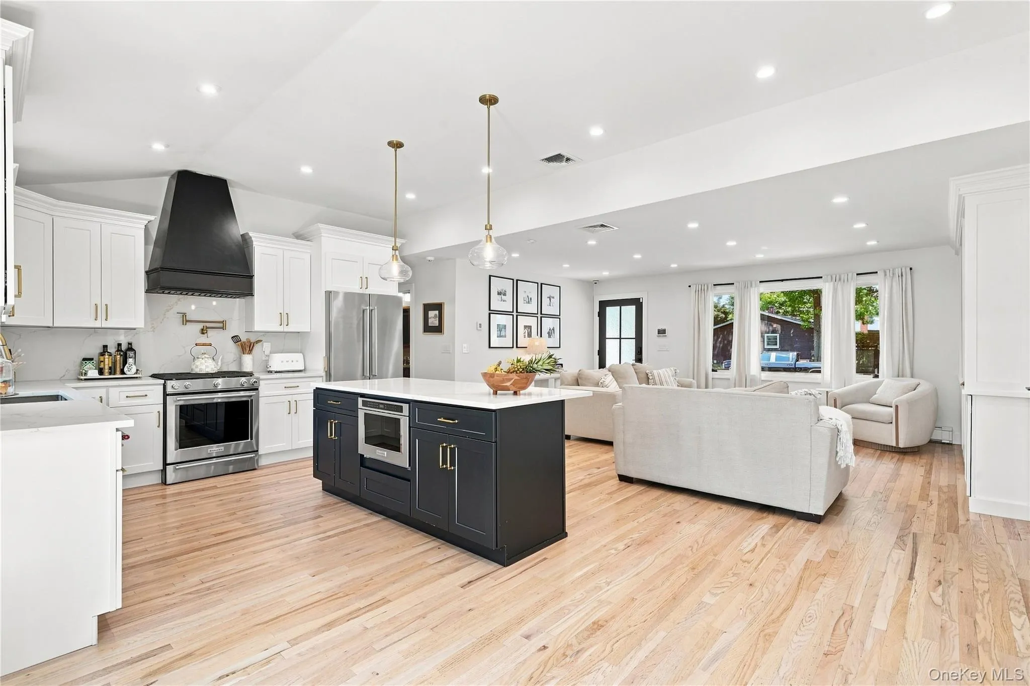 24 Alma Street, Islip, NY, 3 Bedrooms Bedrooms, 6 Rooms Rooms,3 BathroomsBathrooms,Residential,For Rent,Alma,0,1040973 24 Alma Street, Islip, NY, 3 Bedrooms Bedrooms, 6 Rooms Rooms,3 BathroomsBathrooms,Residential,For Rent,Alma,0,1040973