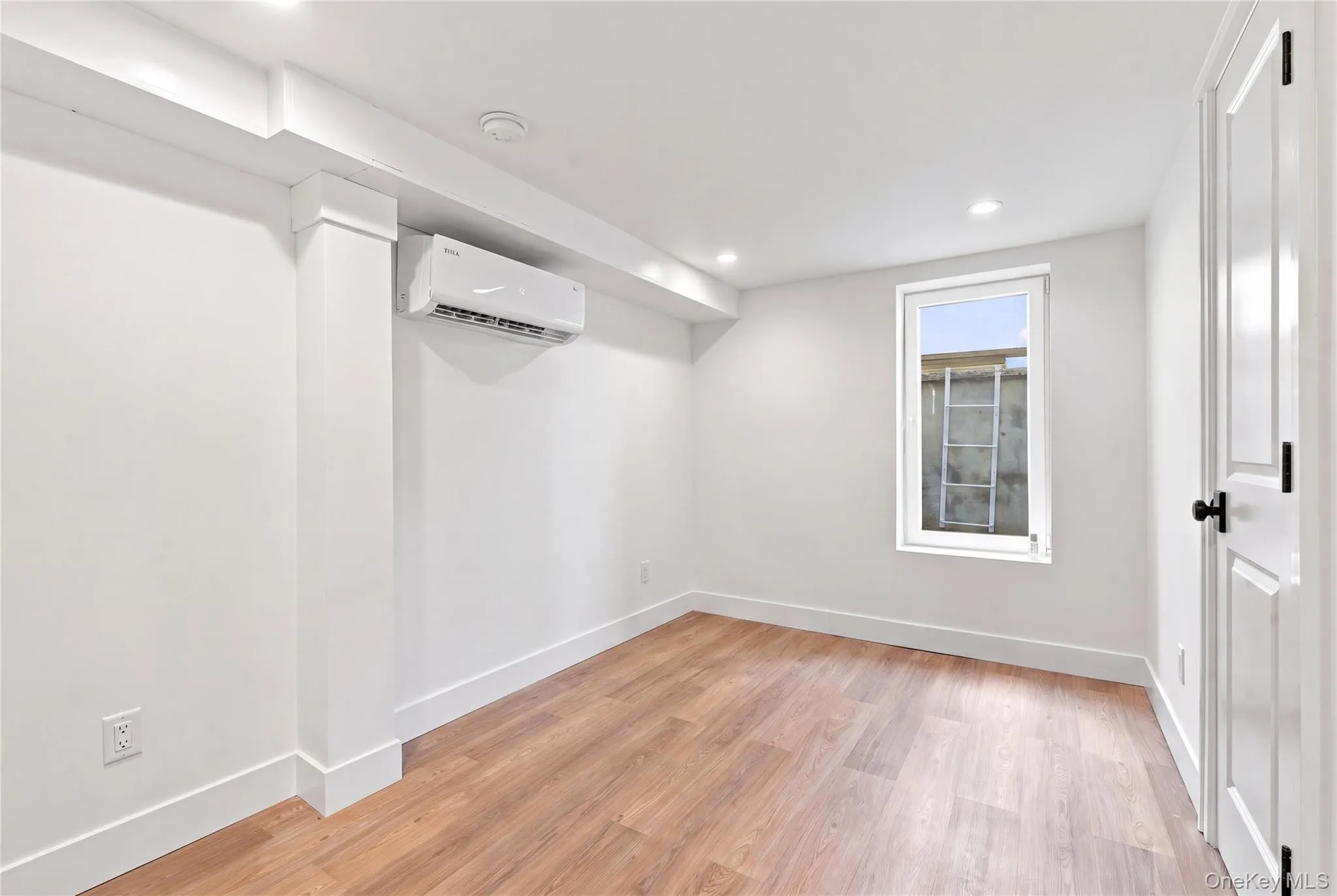 24 Alma Street, Islip, NY, 3 Bedrooms Bedrooms, 6 Rooms Rooms,3 BathroomsBathrooms,Residential,For Rent,Alma,0,1040973 24 Alma Street, Islip, NY, 3 Bedrooms Bedrooms, 6 Rooms Rooms,3 BathroomsBathrooms,Residential,For Rent,Alma,0,1040973