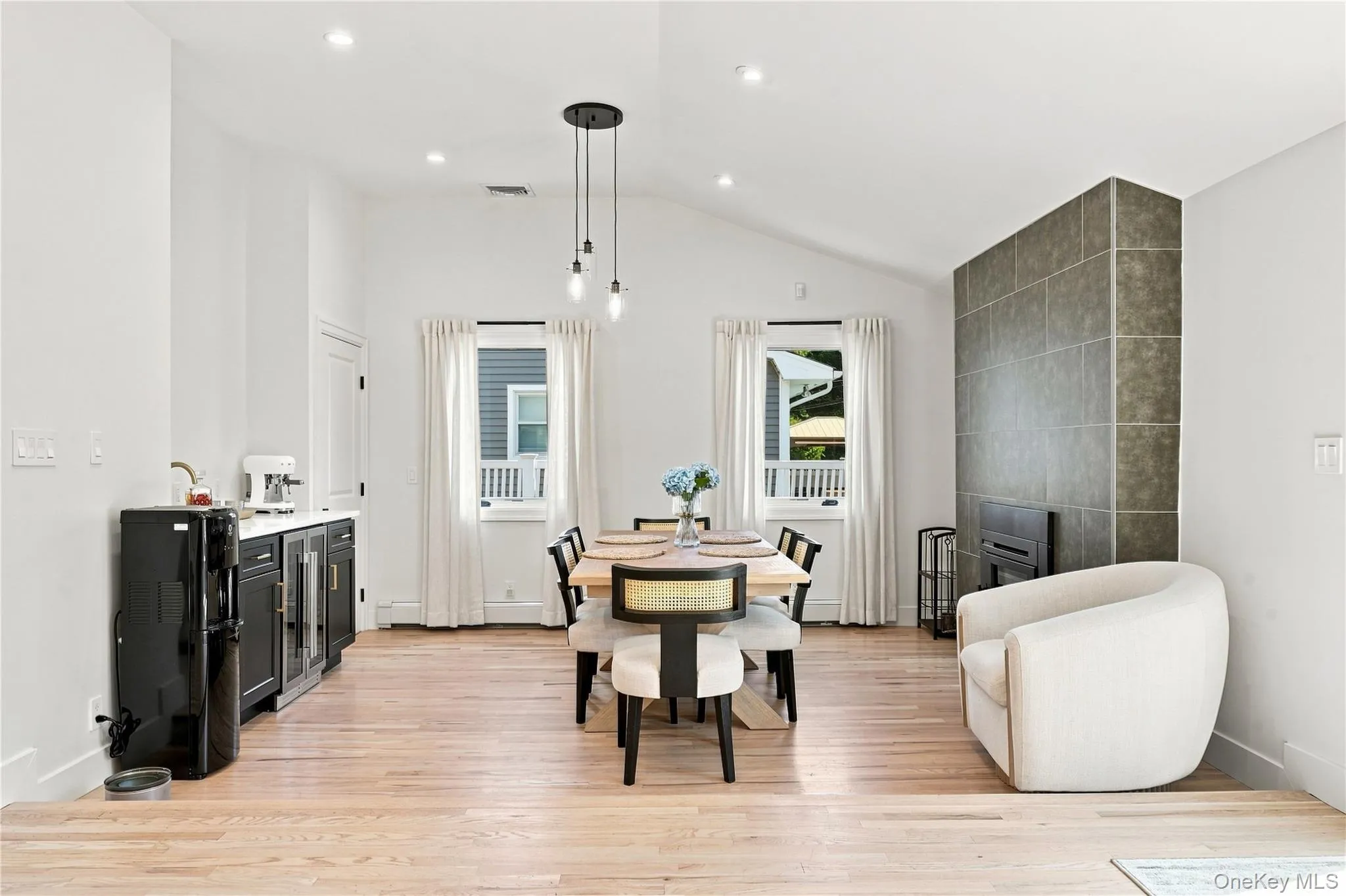 24 Alma Street, Islip, NY, 3 Bedrooms Bedrooms, 6 Rooms Rooms,3 BathroomsBathrooms,Residential,For Rent,Alma,0,1040973 24 Alma Street, Islip, NY, 3 Bedrooms Bedrooms, 6 Rooms Rooms,3 BathroomsBathrooms,Residential,For Rent,Alma,0,1040973
