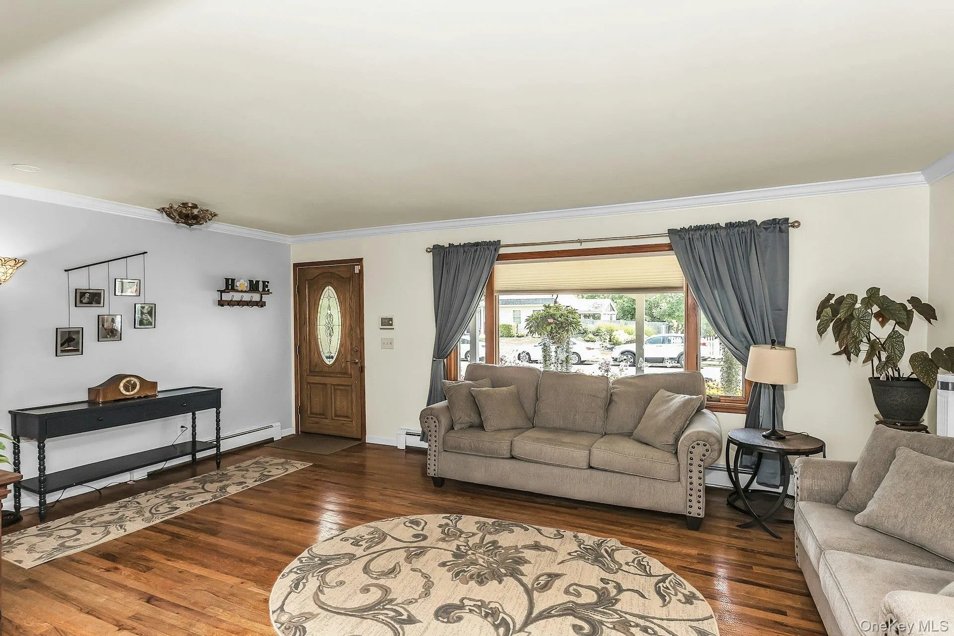 8 Baymens Court, Islip, NY, 3 Bedrooms Bedrooms, 6 Rooms Rooms,1 BathroomBathrooms,Residential,For Rent,Baymens,0,1040976 8 Baymens Court, Islip, NY, 3 Bedrooms Bedrooms, 6 Rooms Rooms,1 BathroomBathrooms,Residential,For Rent,Baymens,0,1040976