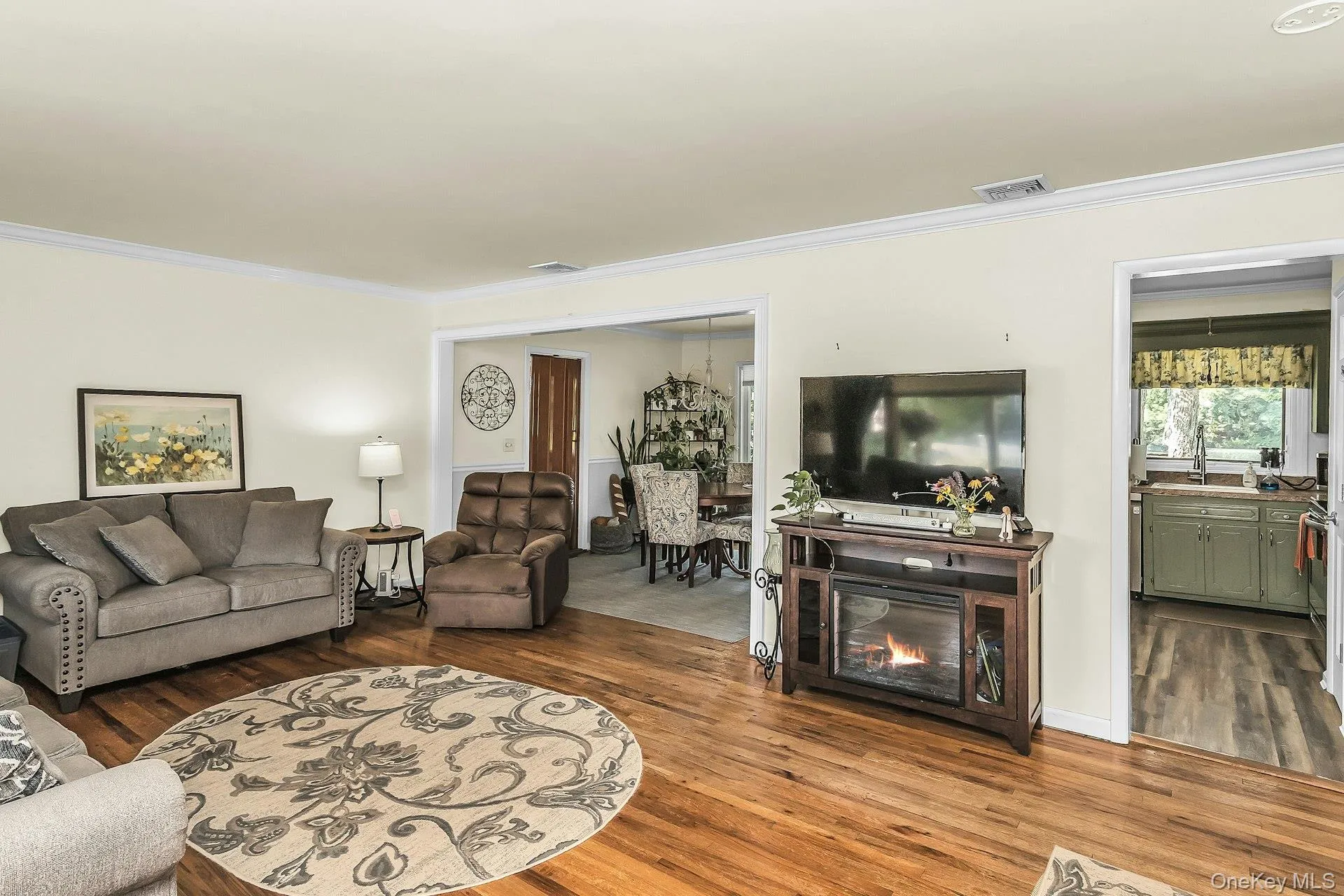 8 Baymens Court, Islip, NY, 3 Bedrooms Bedrooms, 6 Rooms Rooms,1 BathroomBathrooms,Residential,For Rent,Baymens,0,1040976 8 Baymens Court, Islip, NY, 3 Bedrooms Bedrooms, 6 Rooms Rooms,1 BathroomBathrooms,Residential,For Rent,Baymens,0,1040976