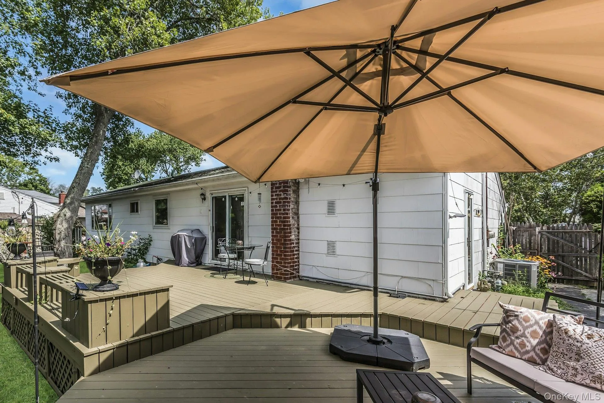 8 Baymens Court, Islip, NY, 3 Bedrooms Bedrooms, 6 Rooms Rooms,1 BathroomBathrooms,Residential,For Rent,Baymens,0,1040976 8 Baymens Court, Islip, NY, 3 Bedrooms Bedrooms, 6 Rooms Rooms,1 BathroomBathrooms,Residential,For Rent,Baymens,0,1040976