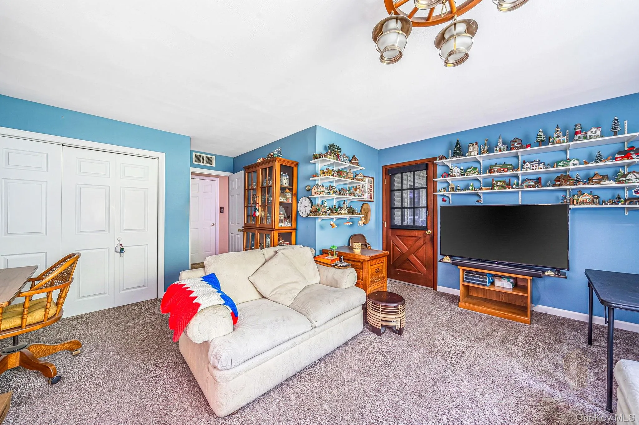 27 Old Farm Road, Hempstead, NY, 4 Bedrooms Bedrooms, 7 Rooms Rooms,1 BathroomBathrooms,Residential,For Rent,Old Farm,0,1040981 27 Old Farm Road, Hempstead, NY, 4 Bedrooms Bedrooms, 7 Rooms Rooms,1 BathroomBathrooms,Residential,For Rent,Old Farm,0,1040981