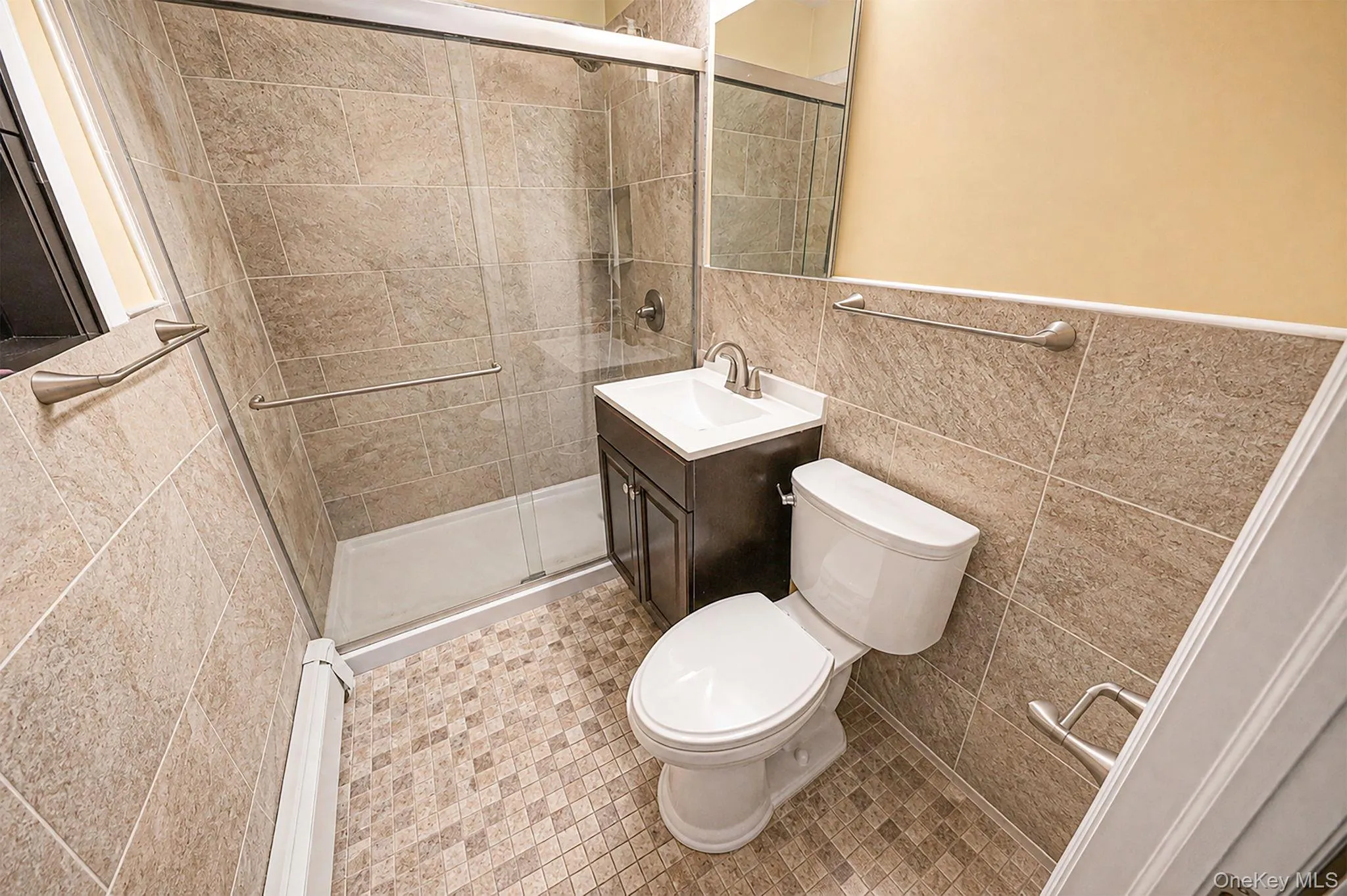 27 Old Farm Road, Hempstead, NY, 4 Bedrooms Bedrooms, 7 Rooms Rooms,1 BathroomBathrooms,Residential,For Rent,Old Farm,0,1040981 27 Old Farm Road, Hempstead, NY, 4 Bedrooms Bedrooms, 7 Rooms Rooms,1 BathroomBathrooms,Residential,For Rent,Old Farm,0,1040981