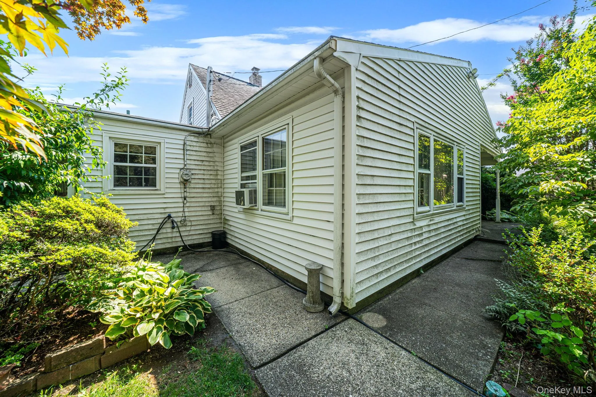 27 Old Farm Road, Hempstead, NY, 4 Bedrooms Bedrooms, 7 Rooms Rooms,1 BathroomBathrooms,Residential,For Rent,Old Farm,0,1040981 27 Old Farm Road, Hempstead, NY, 4 Bedrooms Bedrooms, 7 Rooms Rooms,1 BathroomBathrooms,Residential,For Rent,Old Farm,0,1040981