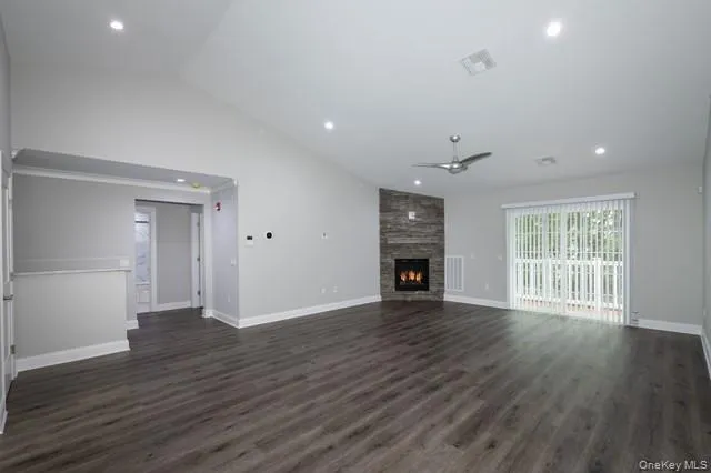 67 Sunlight Walk, Islip, NY, 2 Bedrooms Bedrooms, 5 Rooms Rooms,2 BathroomsBathrooms,Residential Lease,For Rent,Sunlight,0,1040982 67 Sunlight Walk, Islip, NY, 2 Bedrooms Bedrooms, 5 Rooms Rooms,2 BathroomsBathrooms,Residential Lease,For Rent,Sunlight,0,1040982